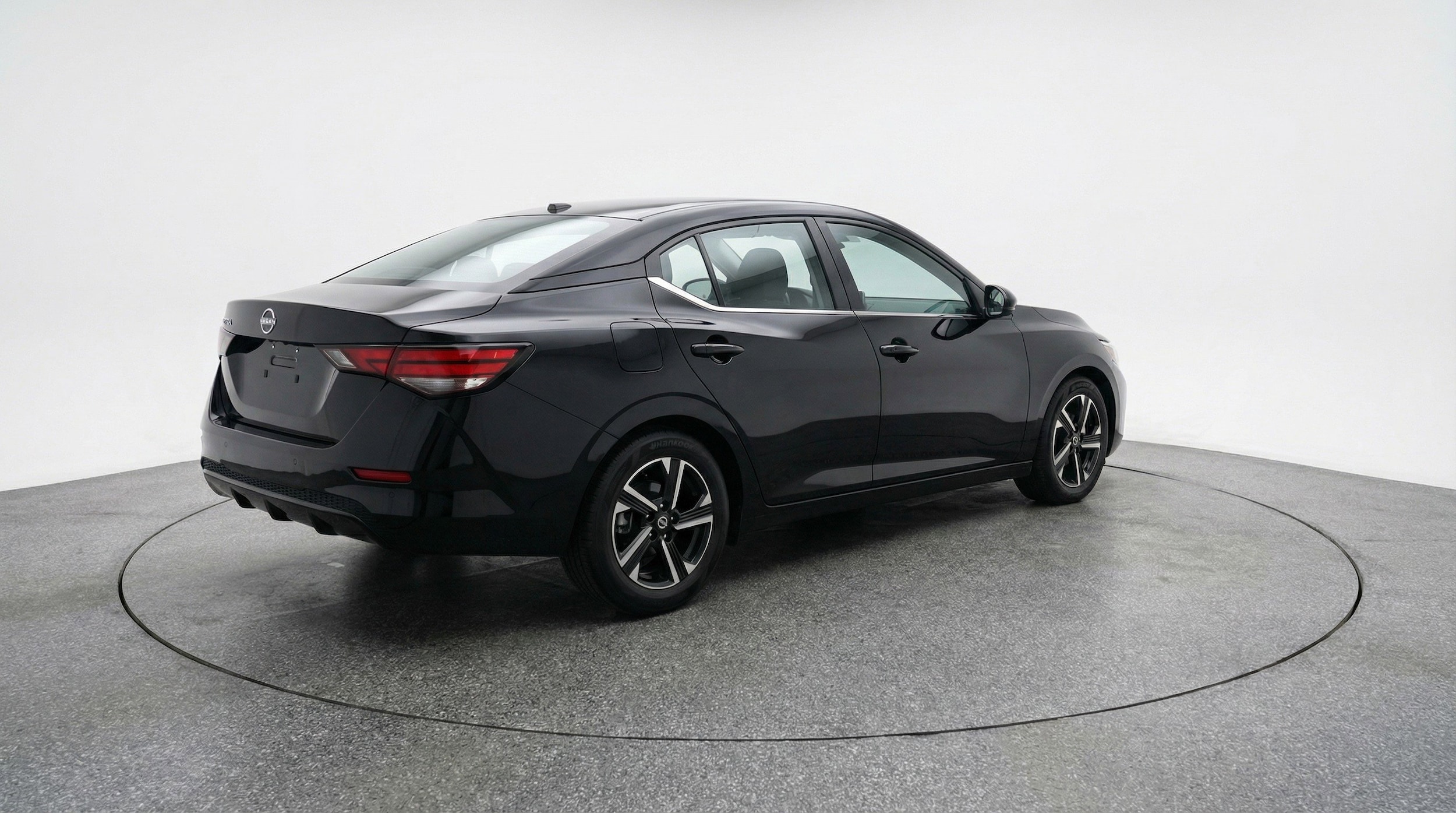 Thumbnail: 2025 Nissan Sentra - 9