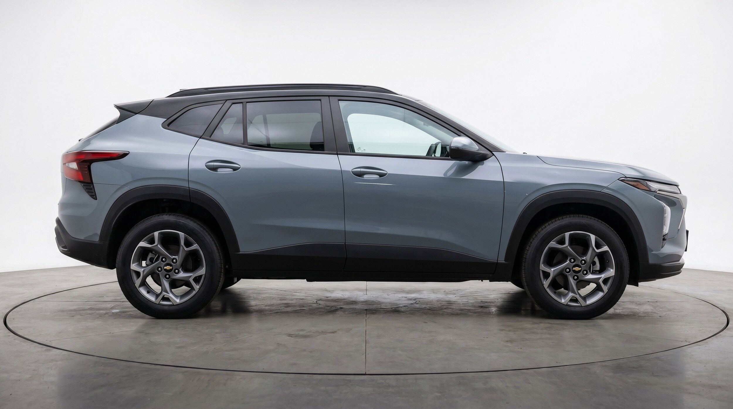 Thumbnail: 2025 Chevrolet Trax - 11