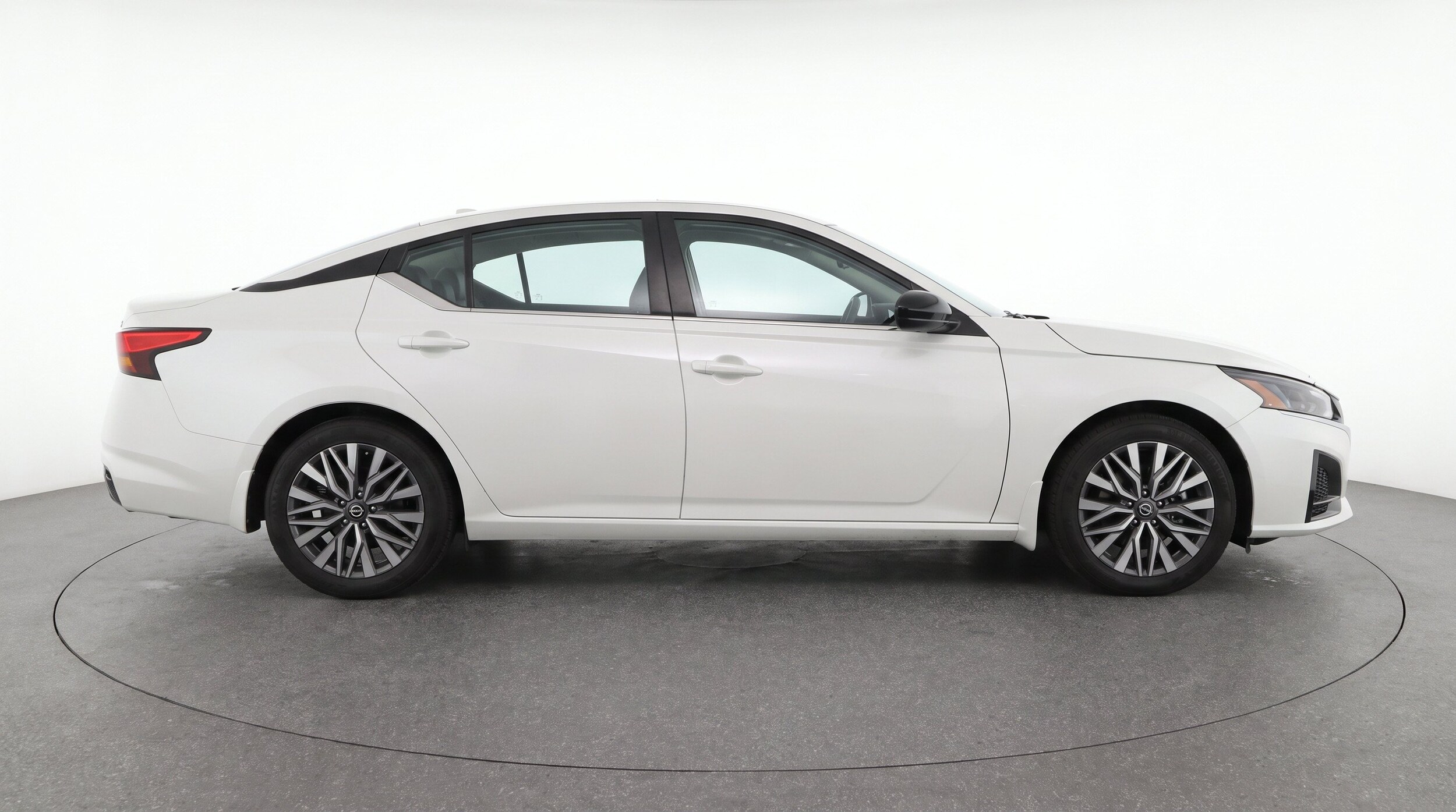 Thumbnail: 2025 Nissan Altima - 11