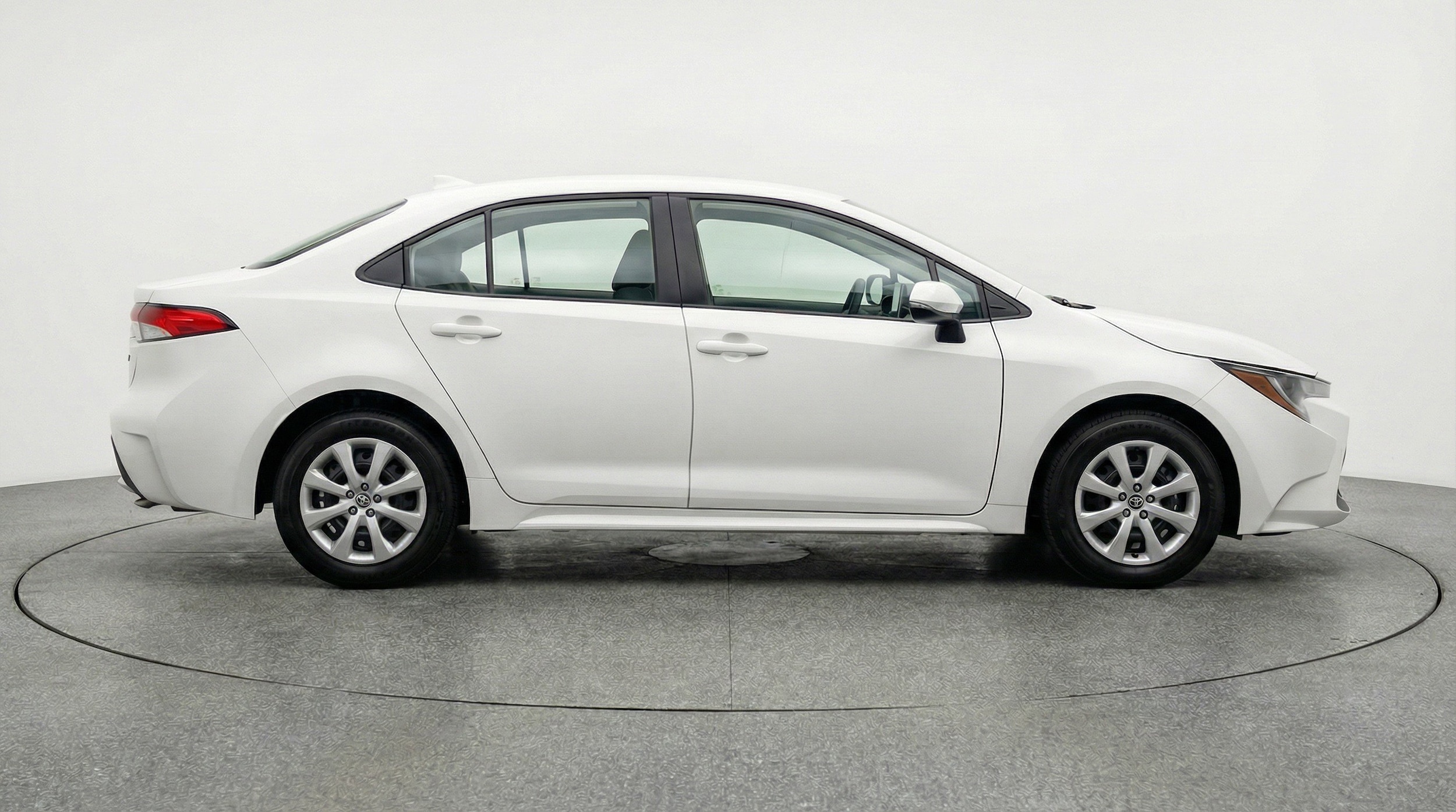 Thumbnail: 2025 Toyota Corolla - 11