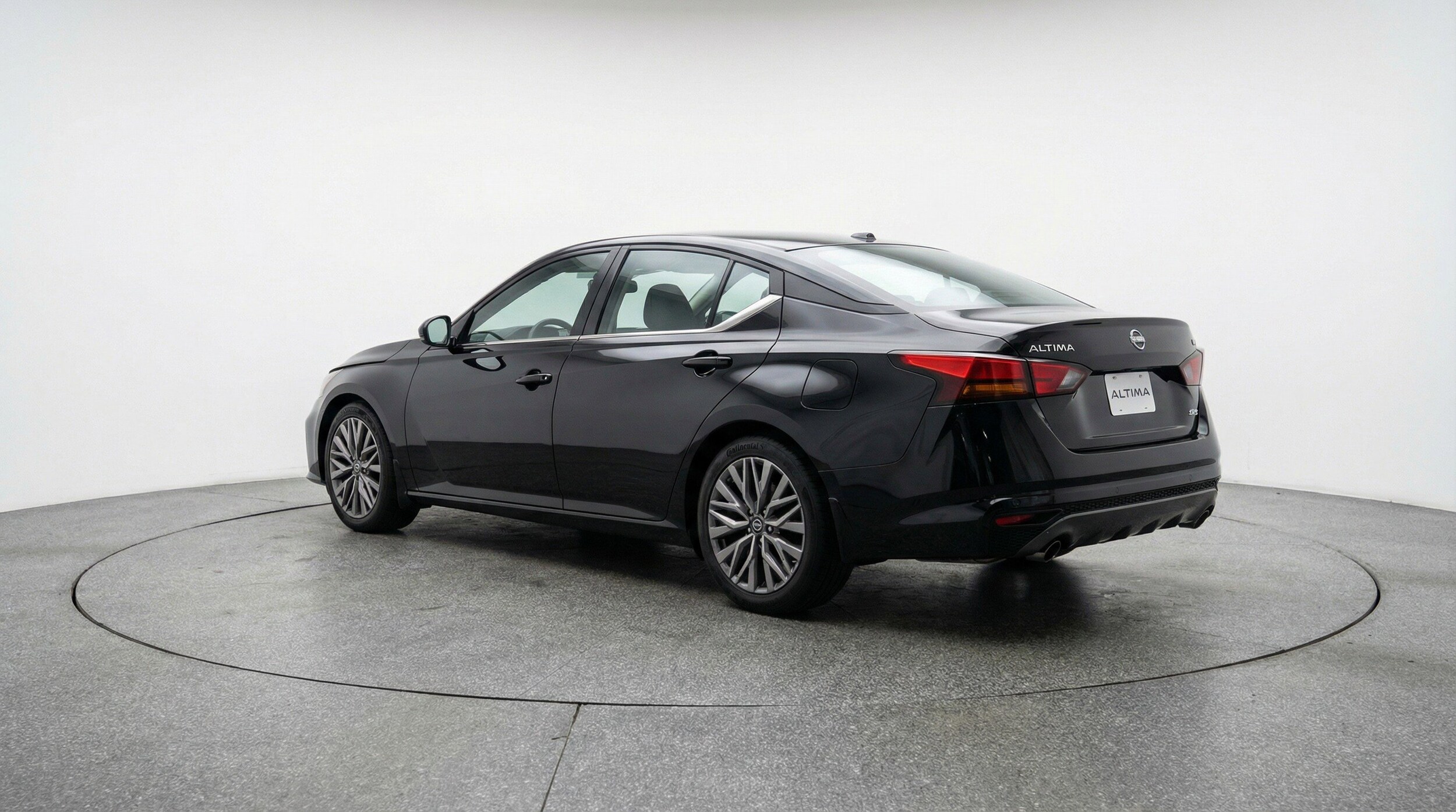 Thumbnail: 2025 Nissan Altima - 6