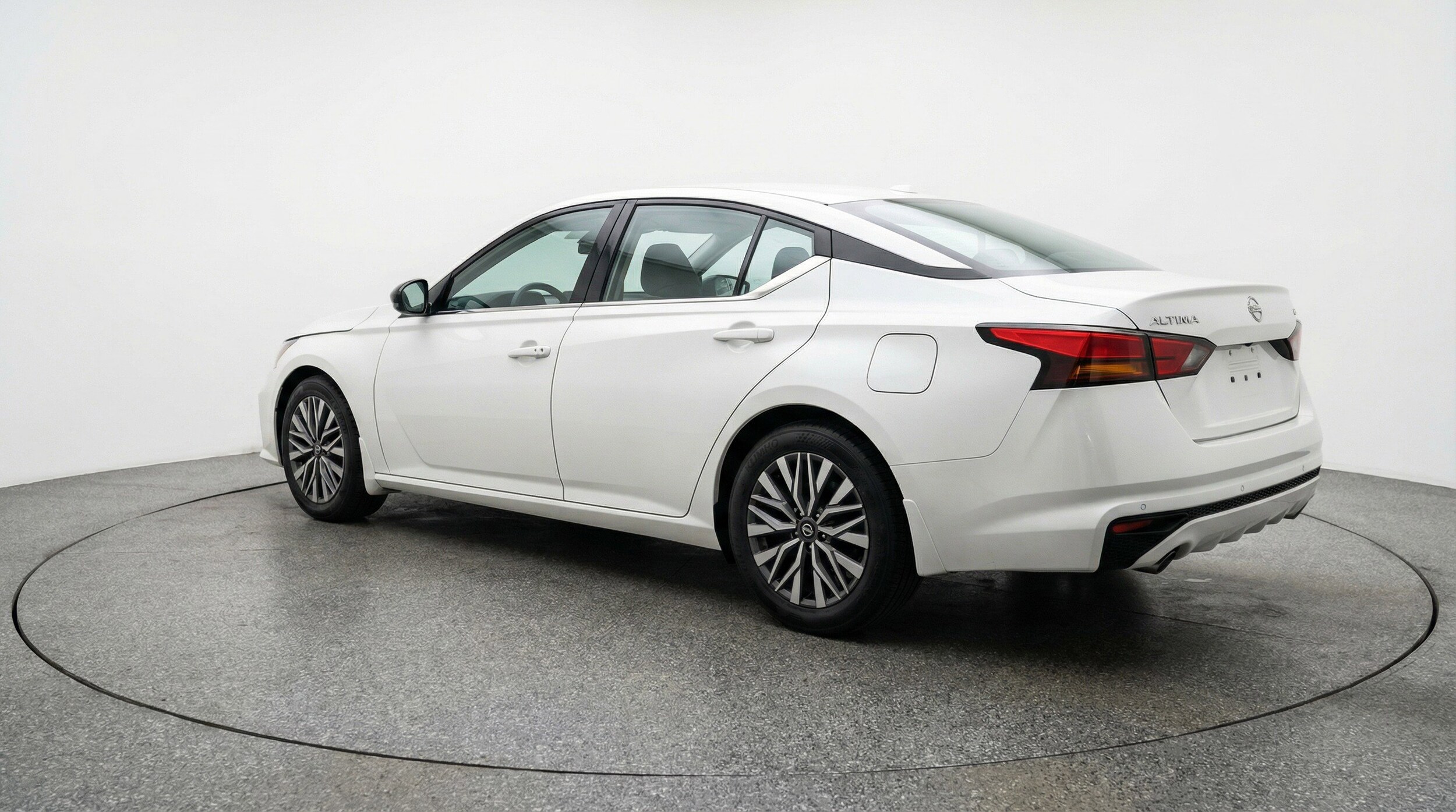 Thumbnail: 2025 Nissan Altima - 6