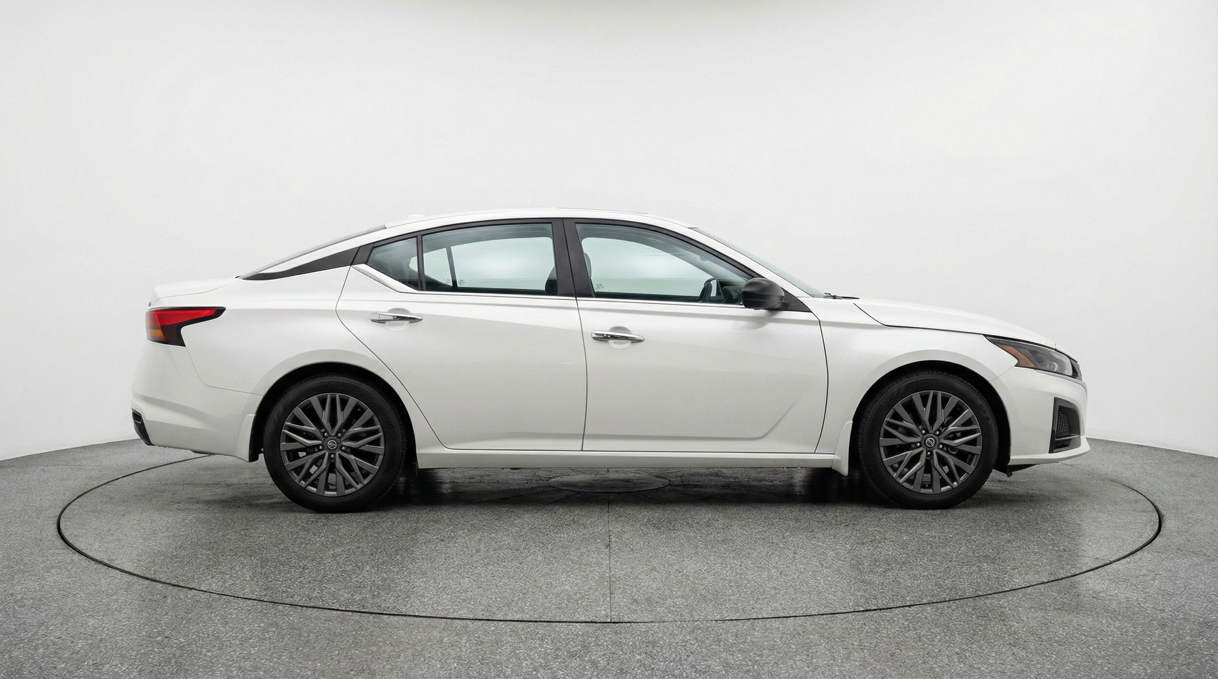 Thumbnail: 2025 Nissan Altima - 11