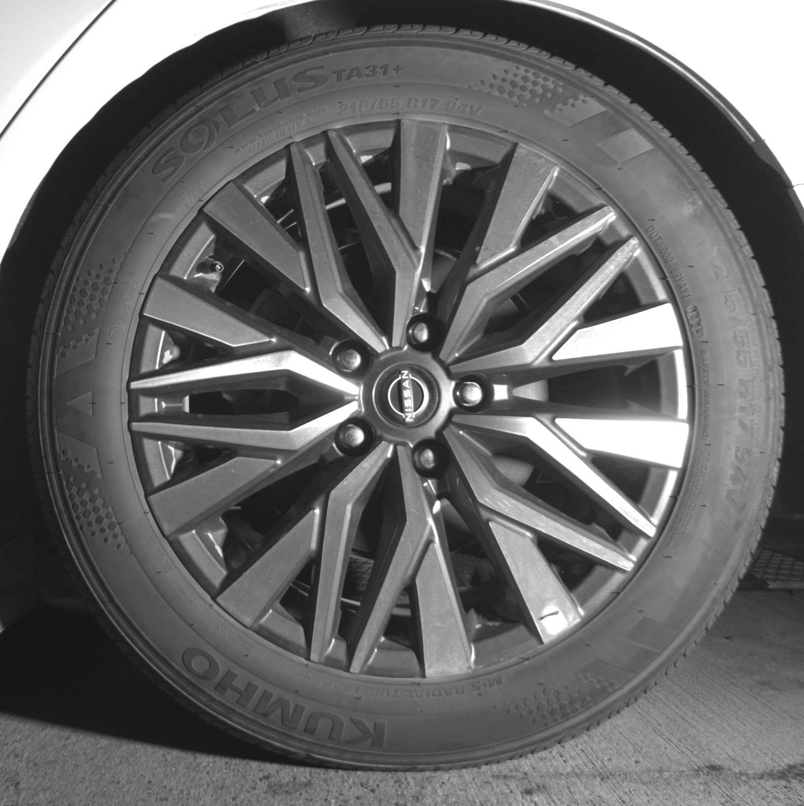 Thumbnail: 2025 Nissan Altima - 14