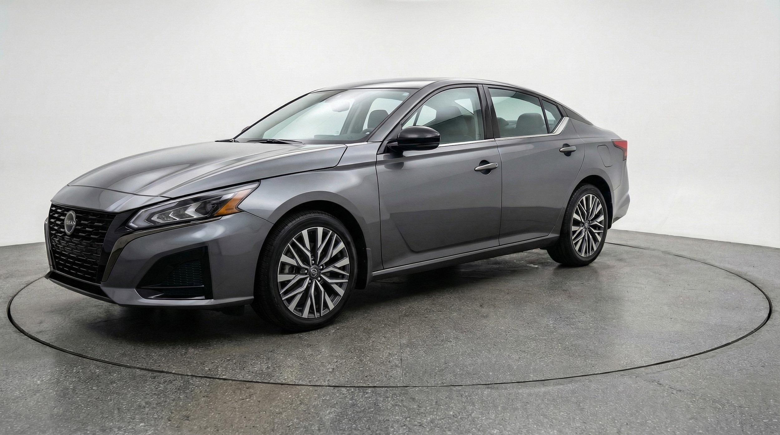 Thumbnail: 2025 Nissan Altima - 3