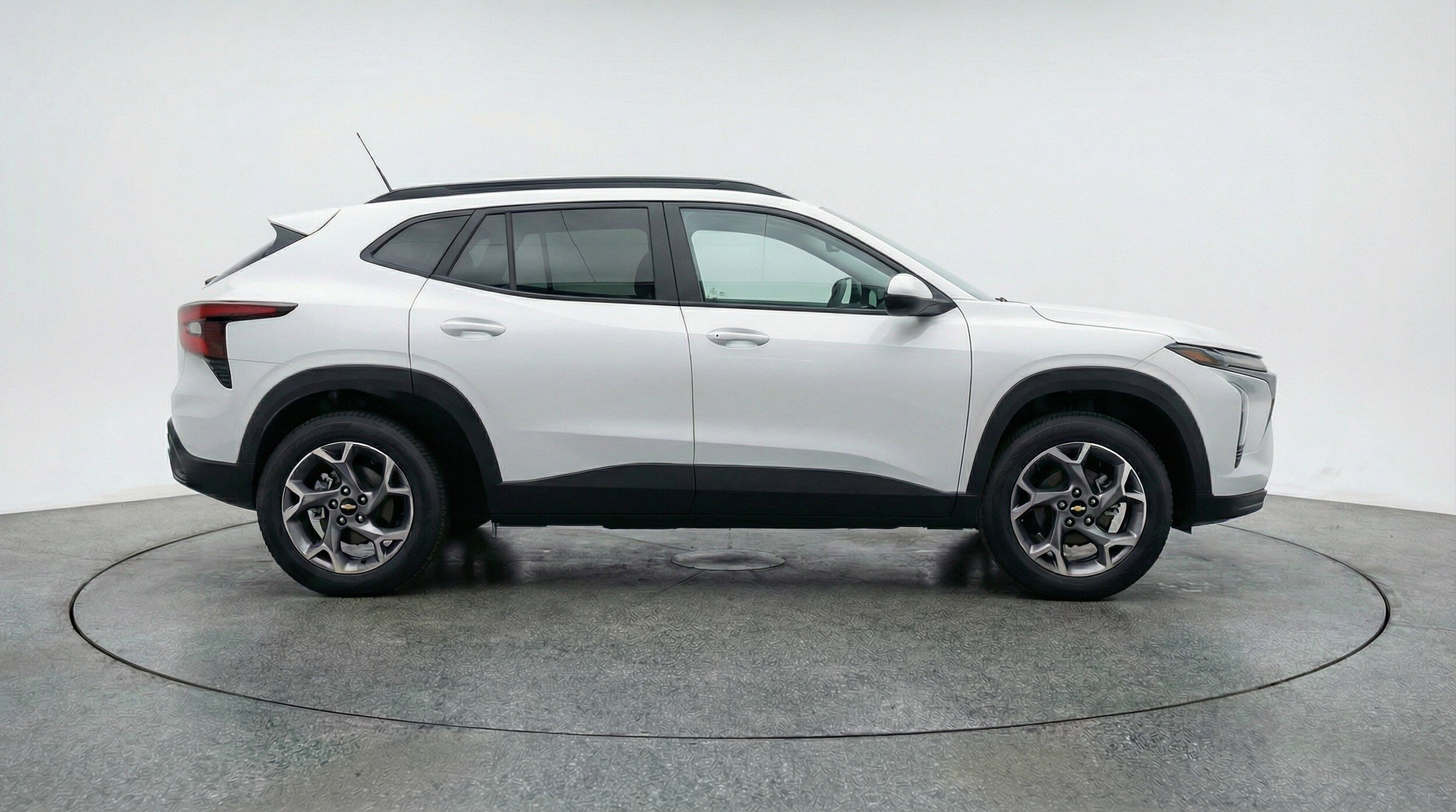 Thumbnail: 2025 Chevrolet Trax - 11