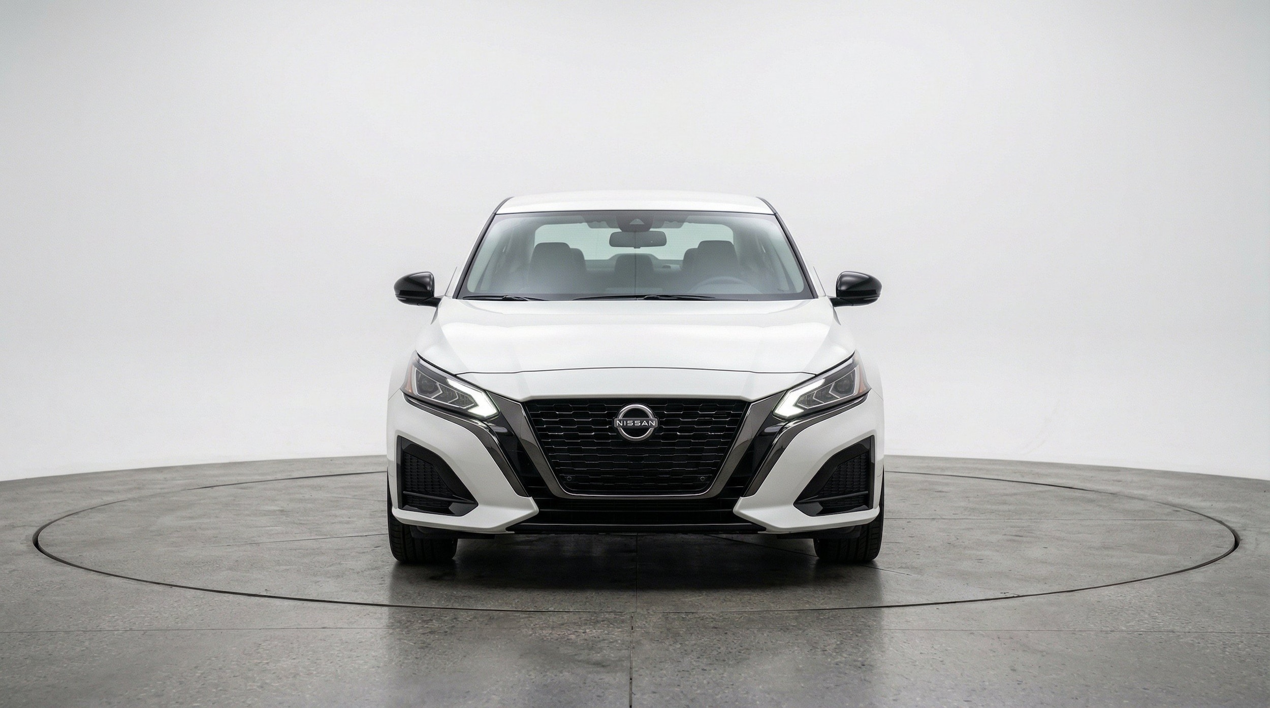 Thumbnail: 2025 Nissan Altima - 2