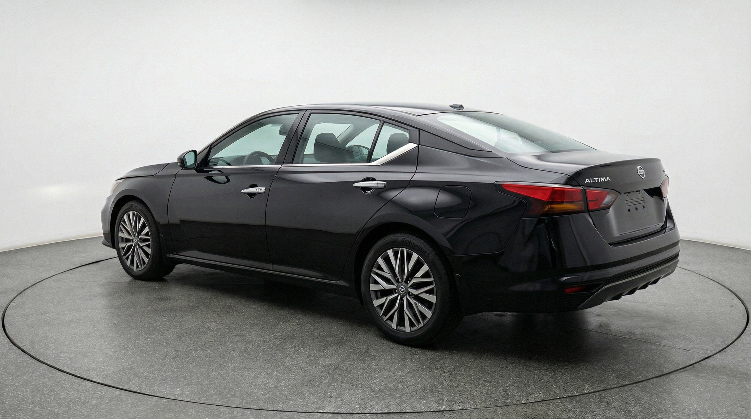 Thumbnail: 2025 Nissan Altima - 6