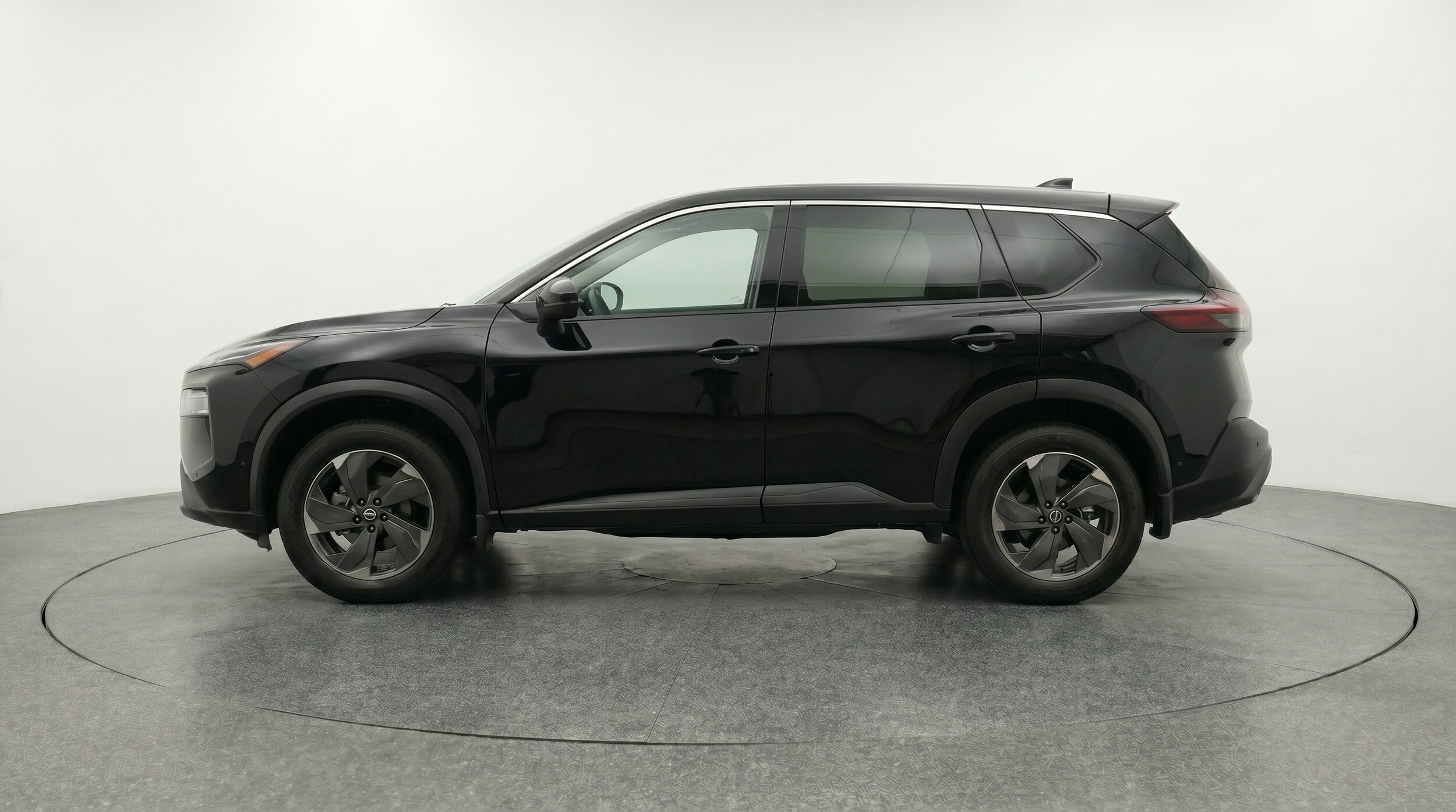 Thumbnail: 2025 Nissan Rogue - 5