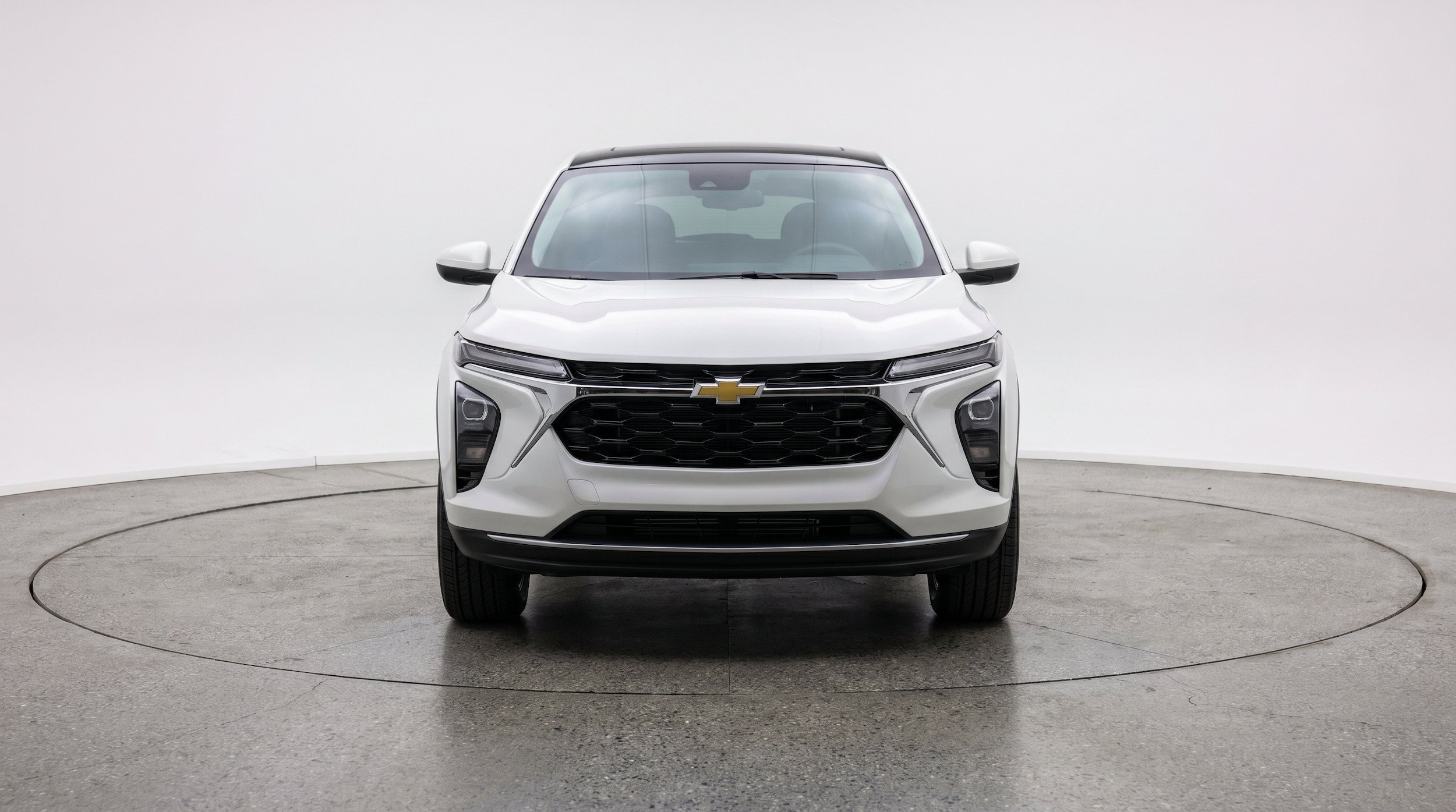 Thumbnail: 2025 Chevrolet Trax - 2