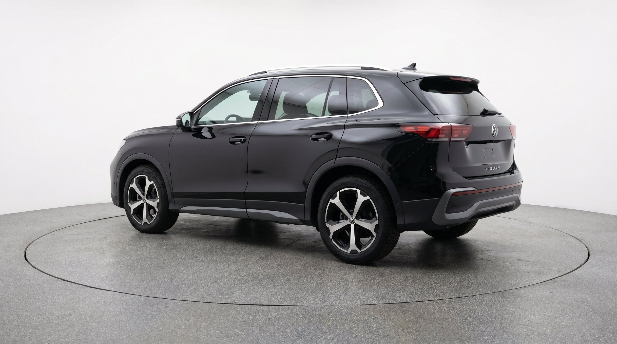 Thumbnail: 2026 Volkswagen Tiguan - 6