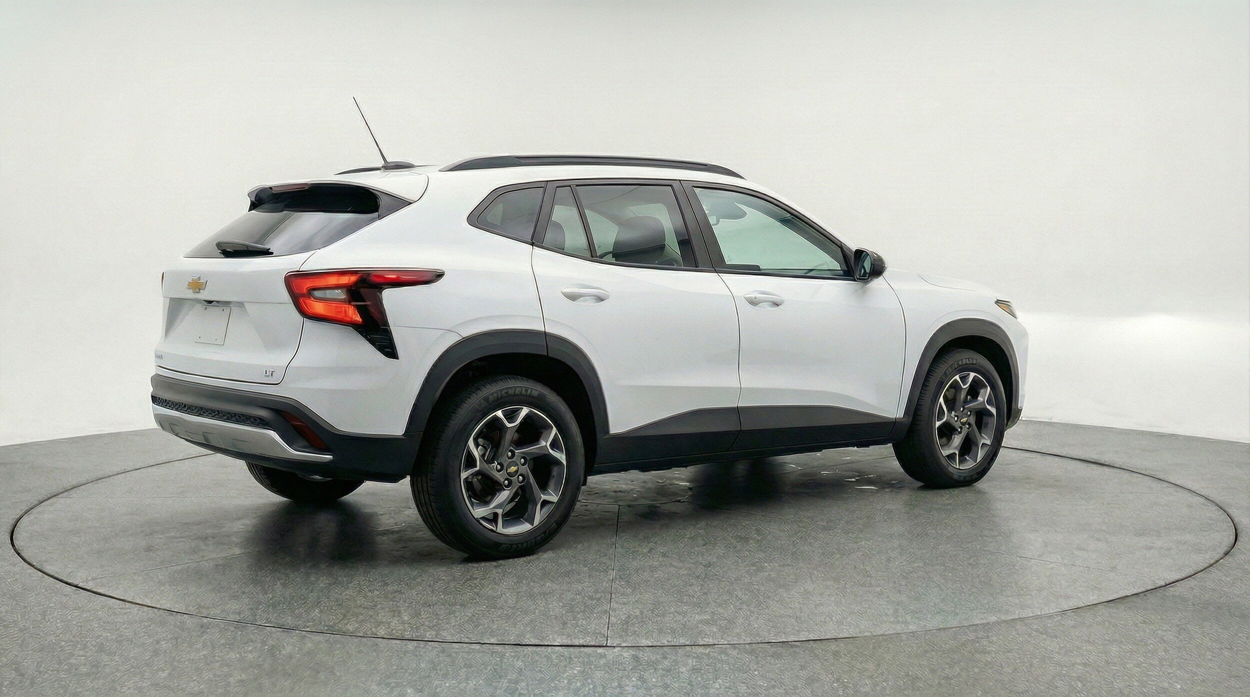 Thumbnail: 2025 Chevrolet Trax - 9