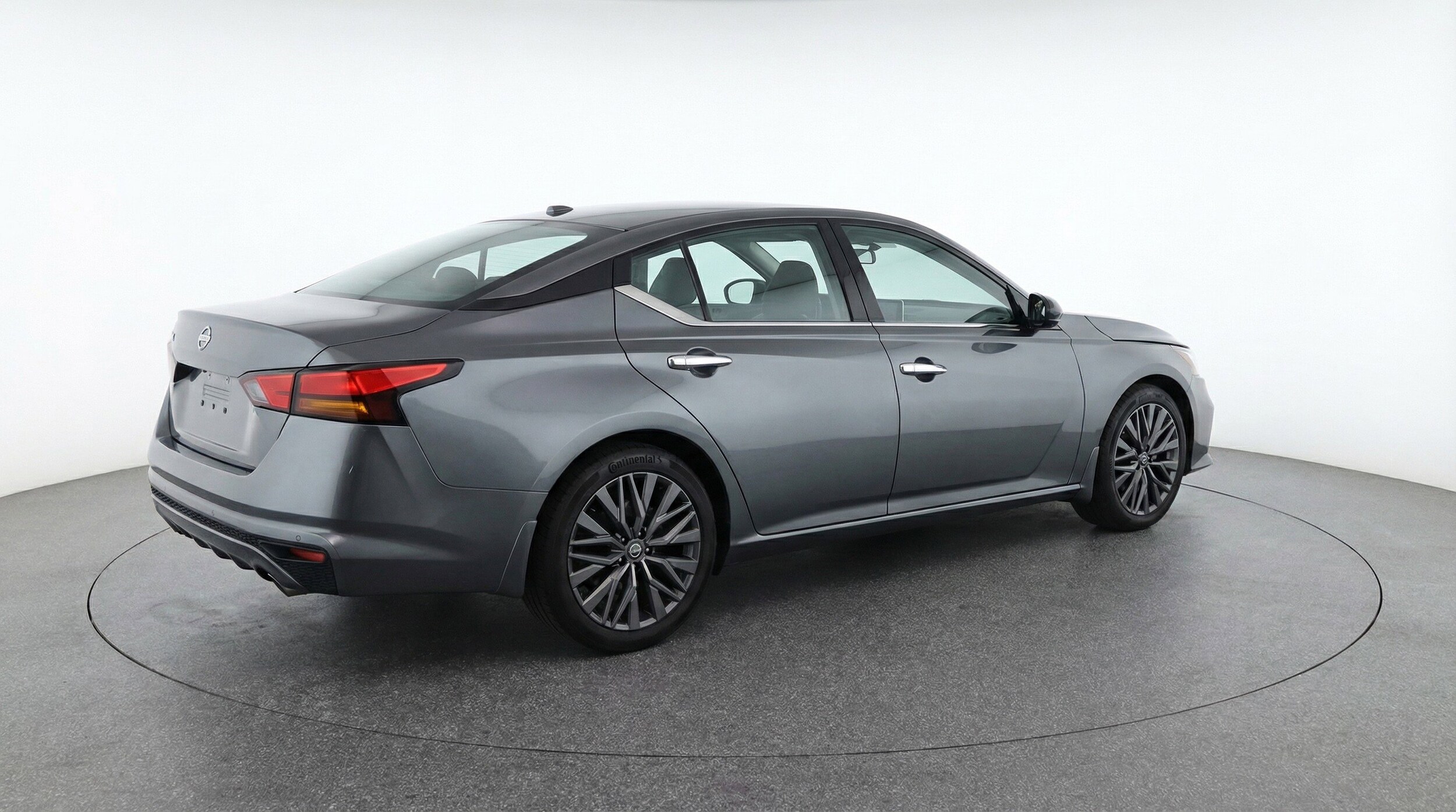 Thumbnail: 2025 Nissan Altima - 9