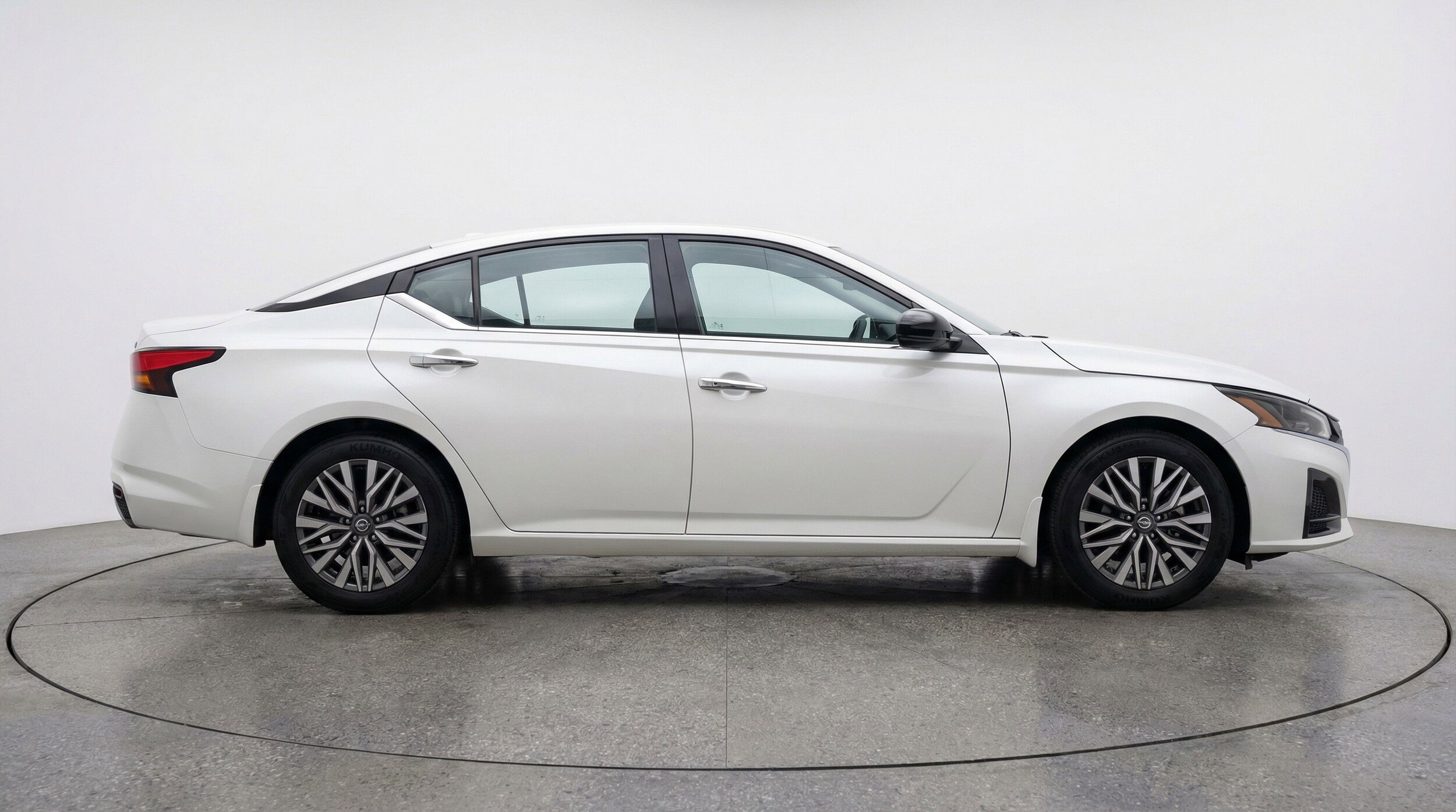 Thumbnail: 2025 Nissan Altima - 11