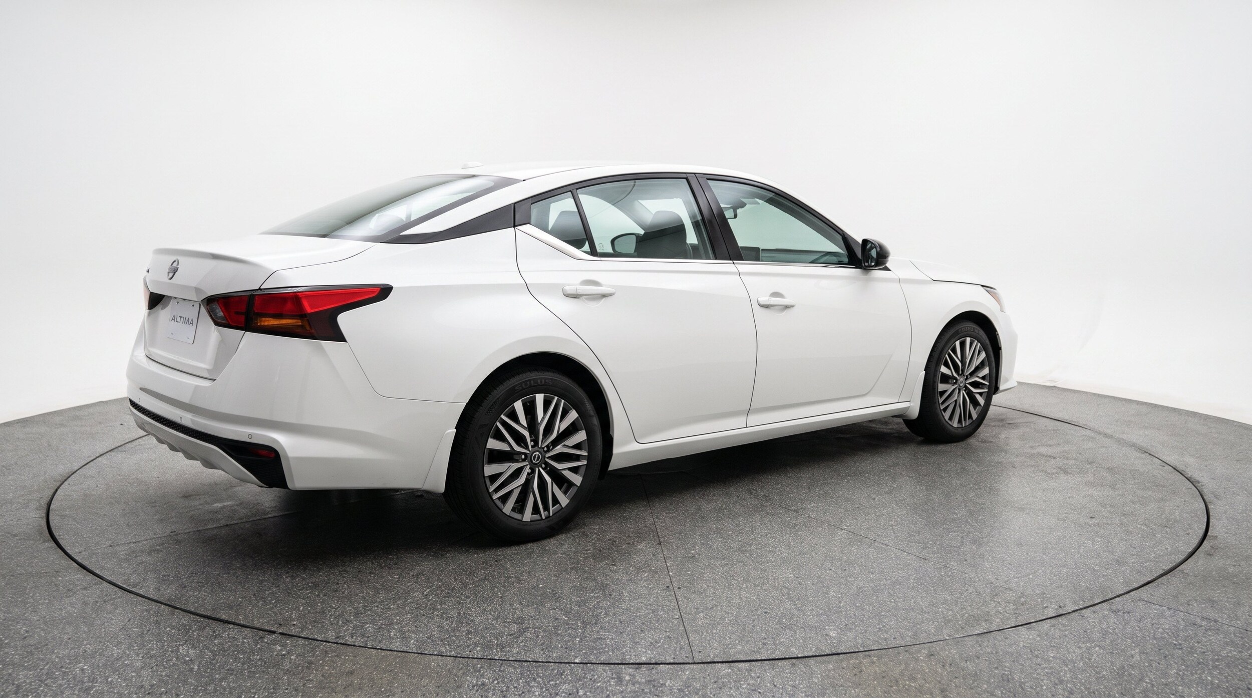 Thumbnail: 2025 Nissan Altima - 9
