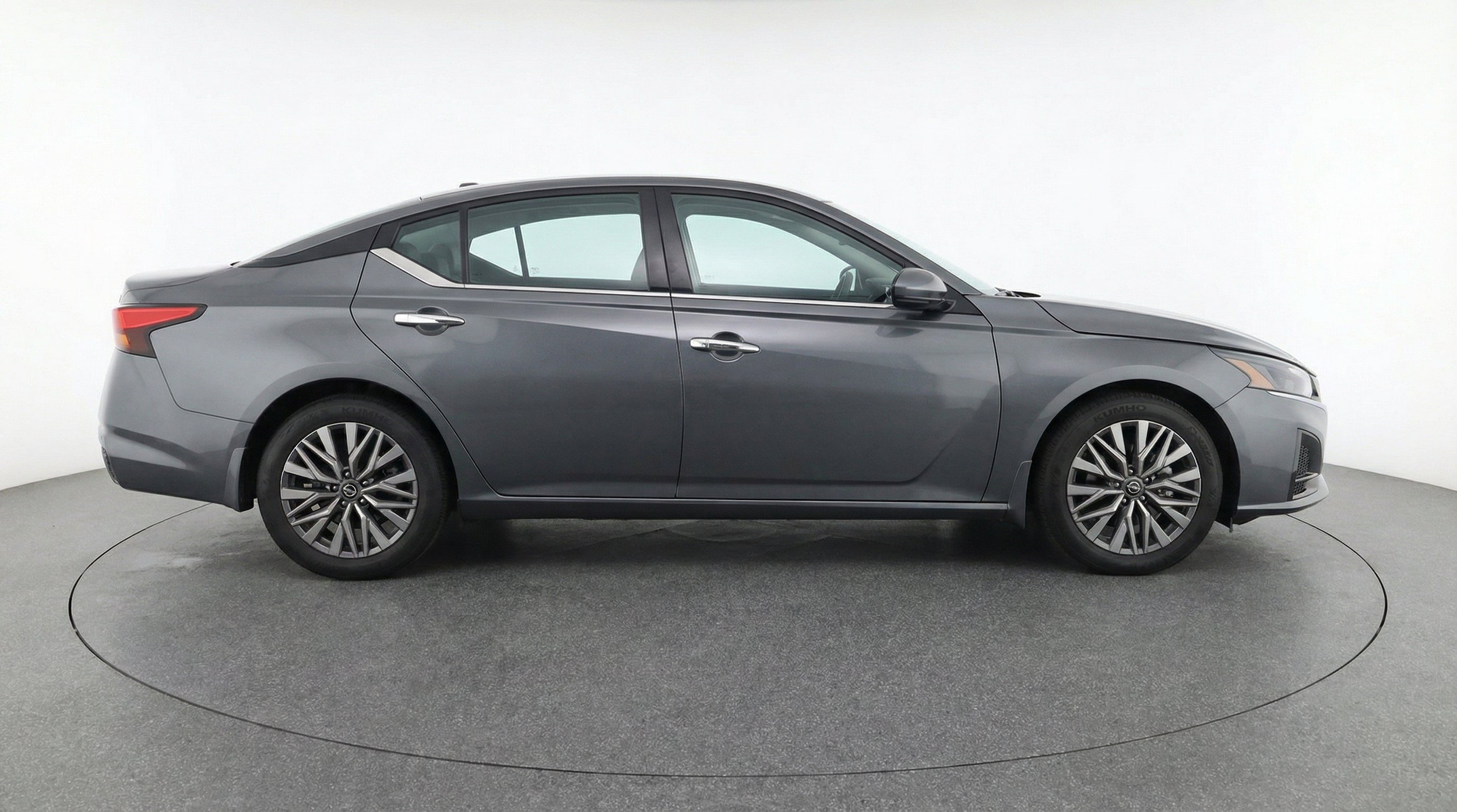 Thumbnail: 2025 Nissan Altima - 11