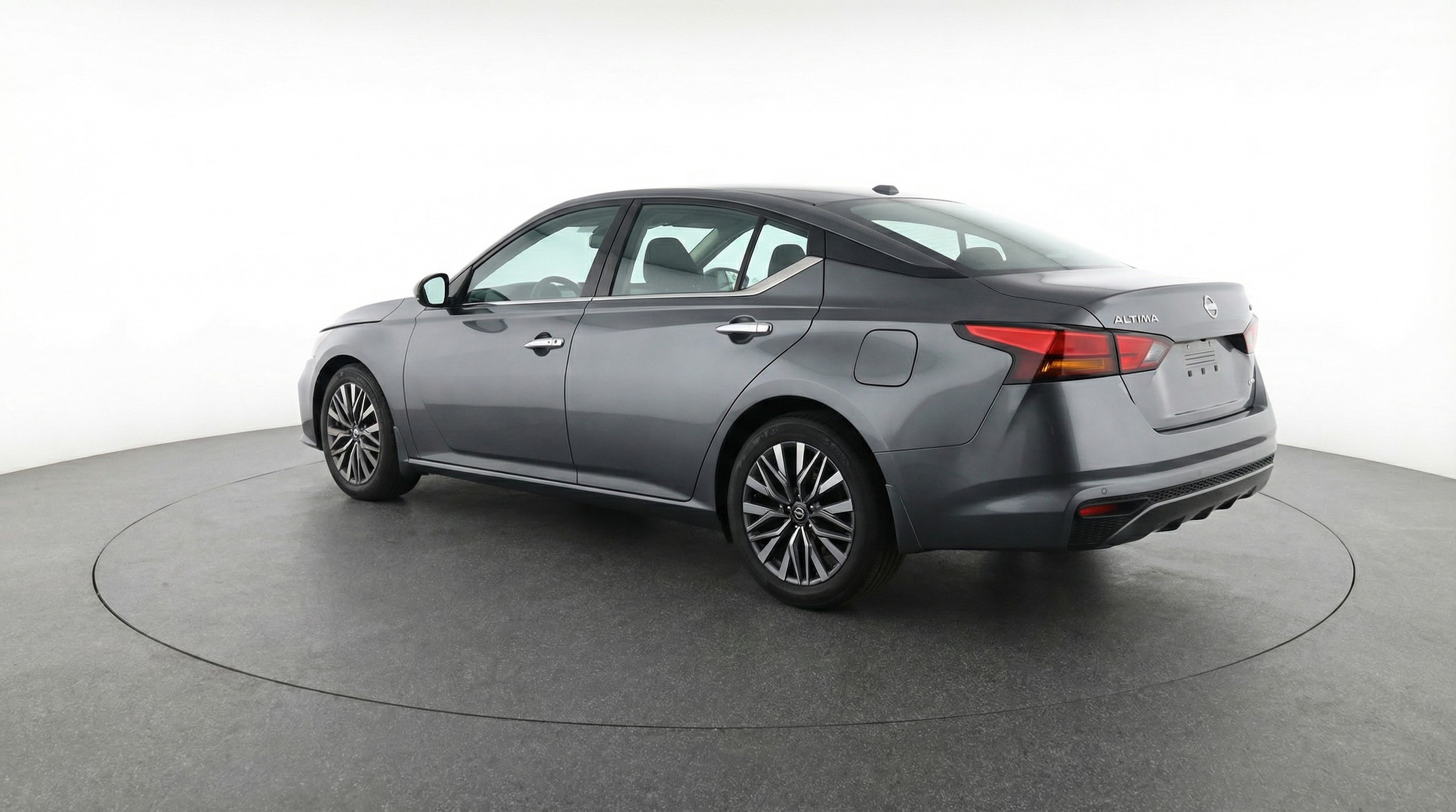 Thumbnail: 2025 Nissan Altima - 5