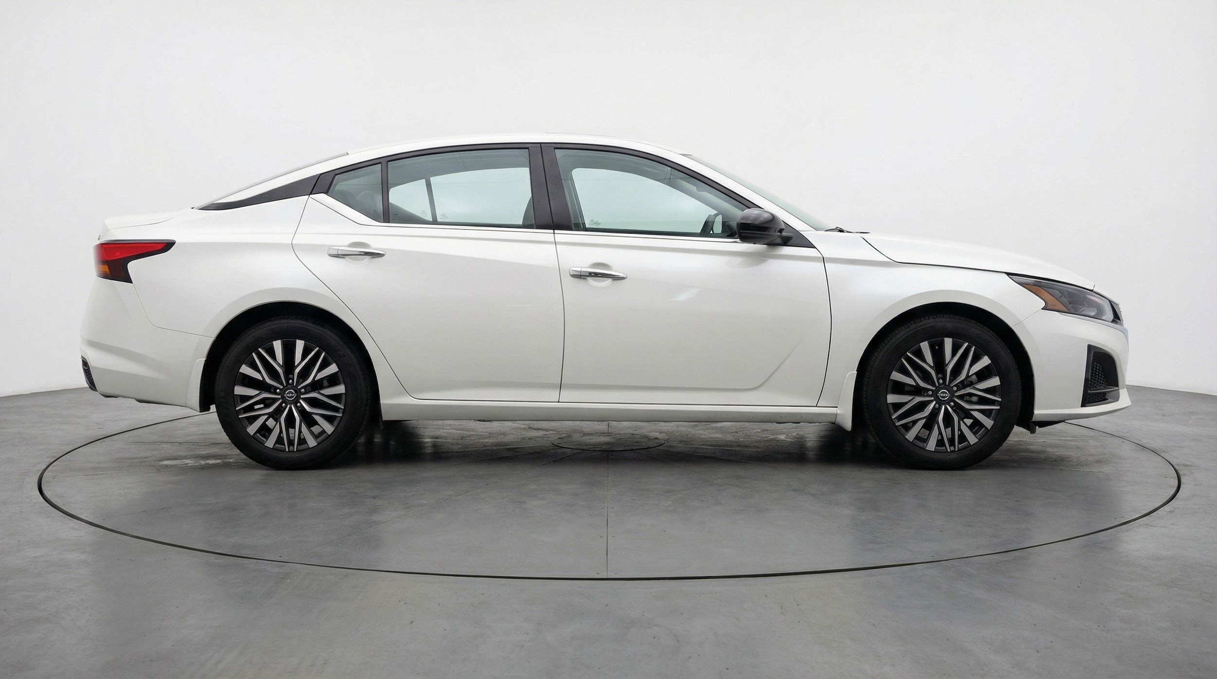 Thumbnail: 2025 Nissan Altima - 11