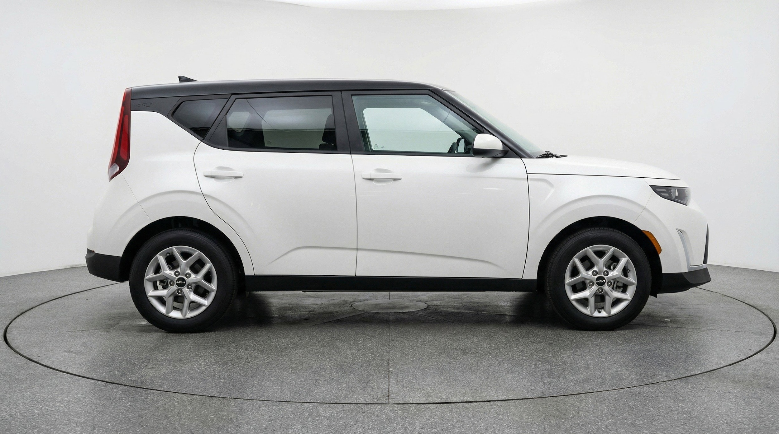 Thumbnail: 2025 Kia Soul - 11