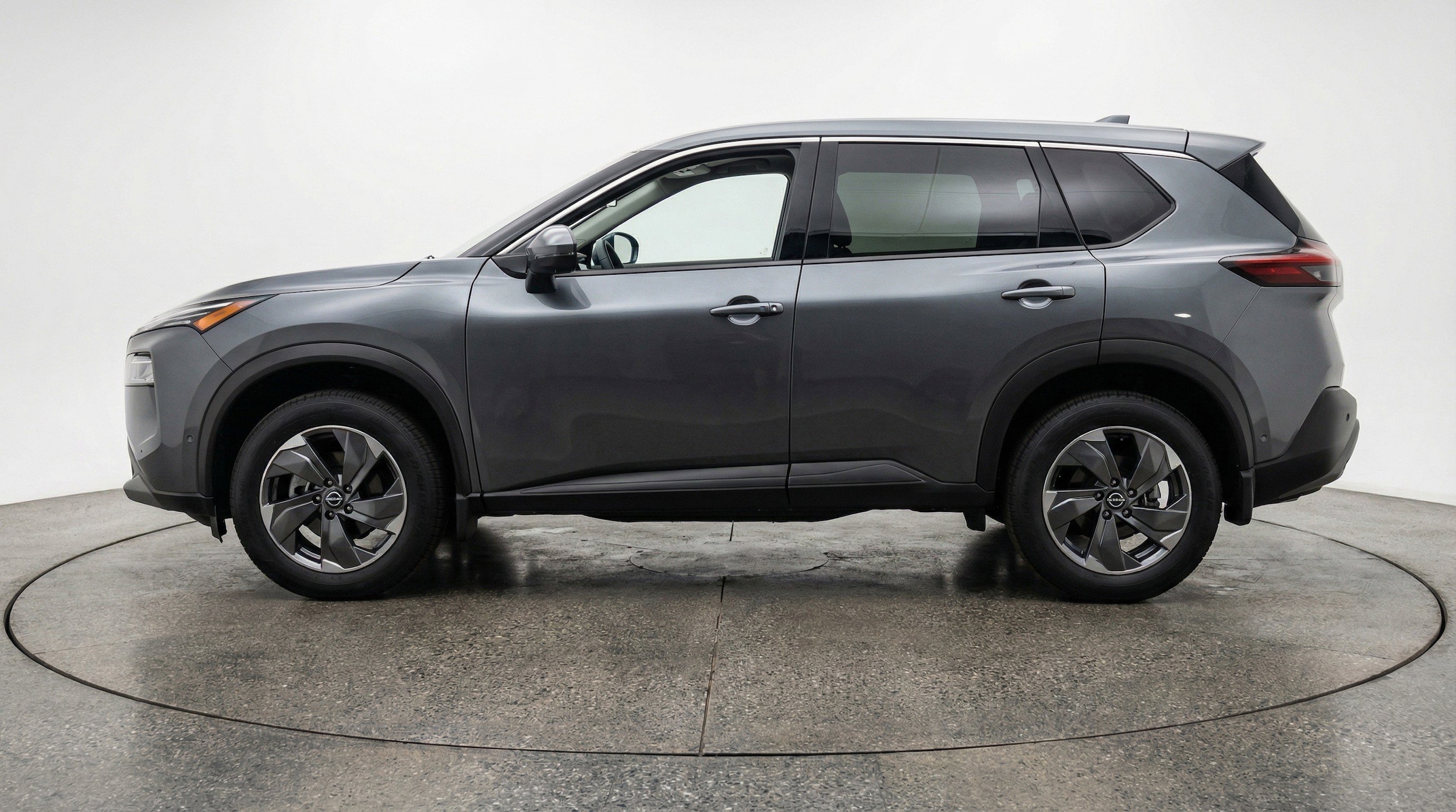 Thumbnail: 2025 Nissan Rogue - 5