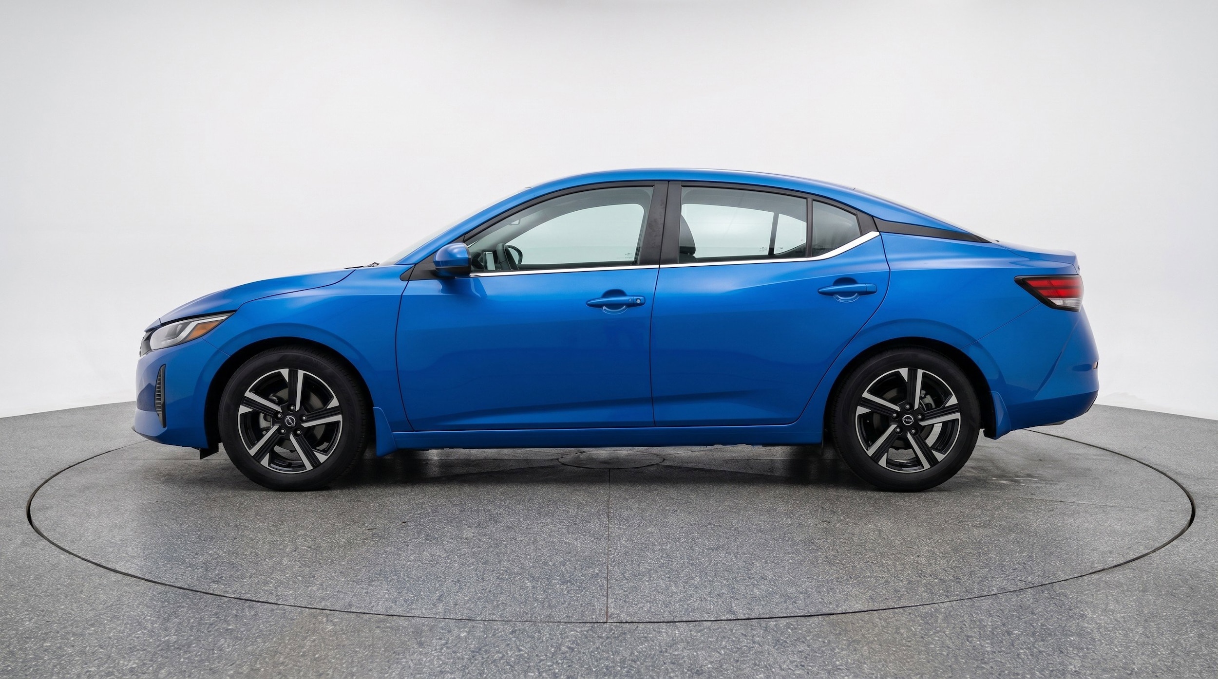 Thumbnail: 2025 Nissan Sentra - 5
