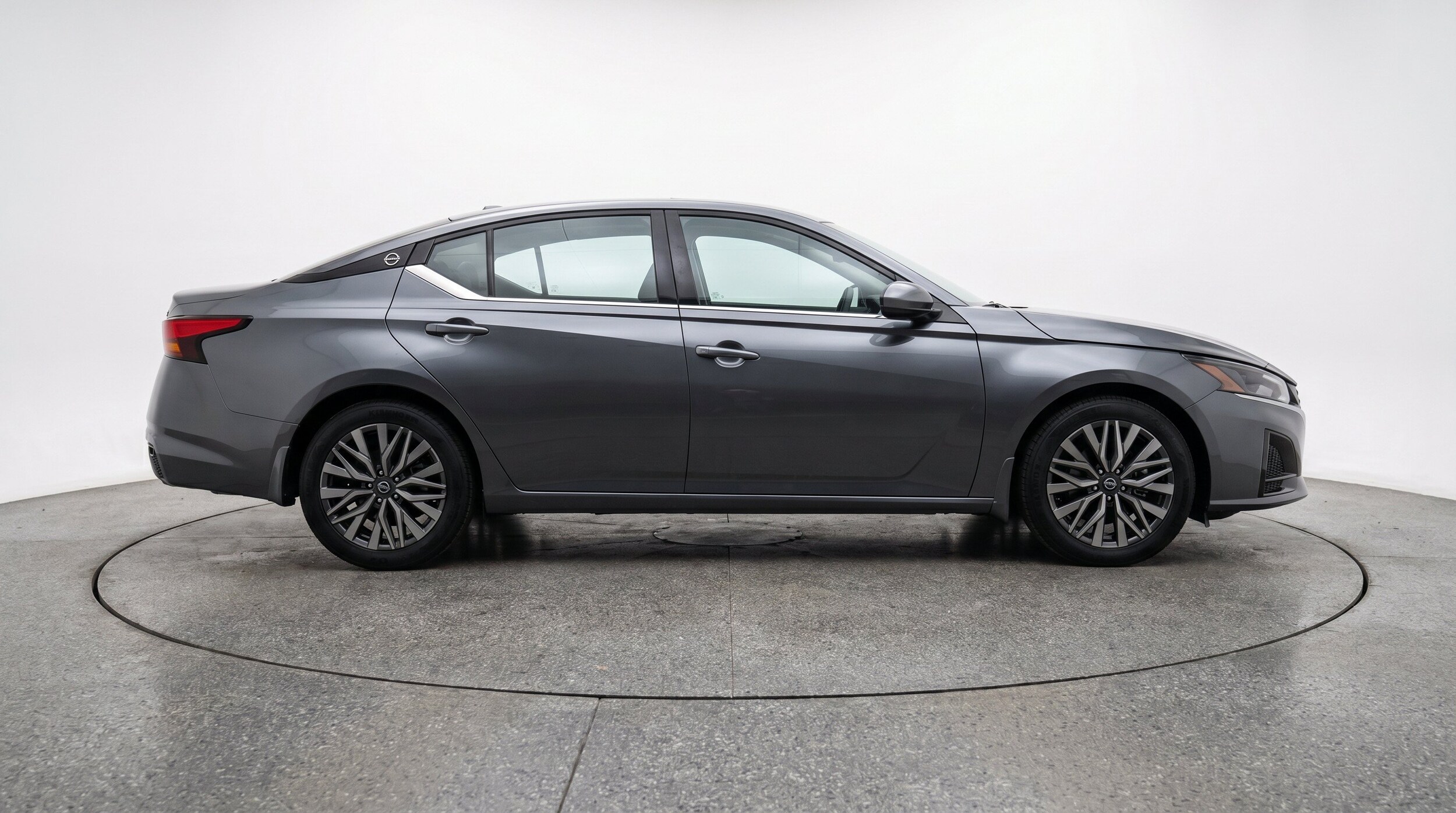 Thumbnail: 2025 Nissan Altima - 11