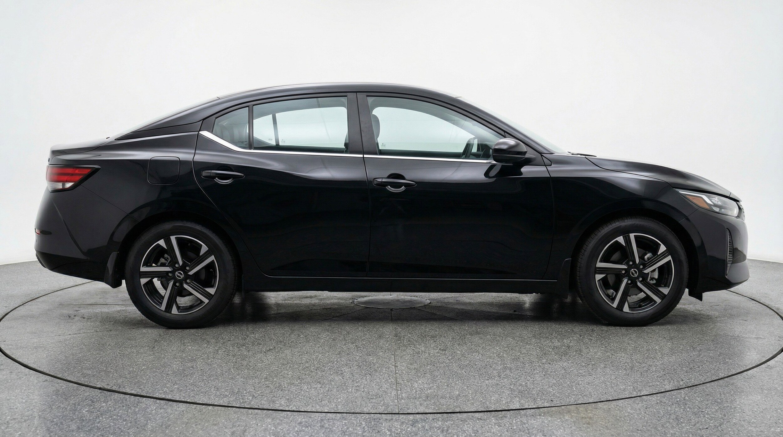 Thumbnail: 2025 Nissan Sentra - 11