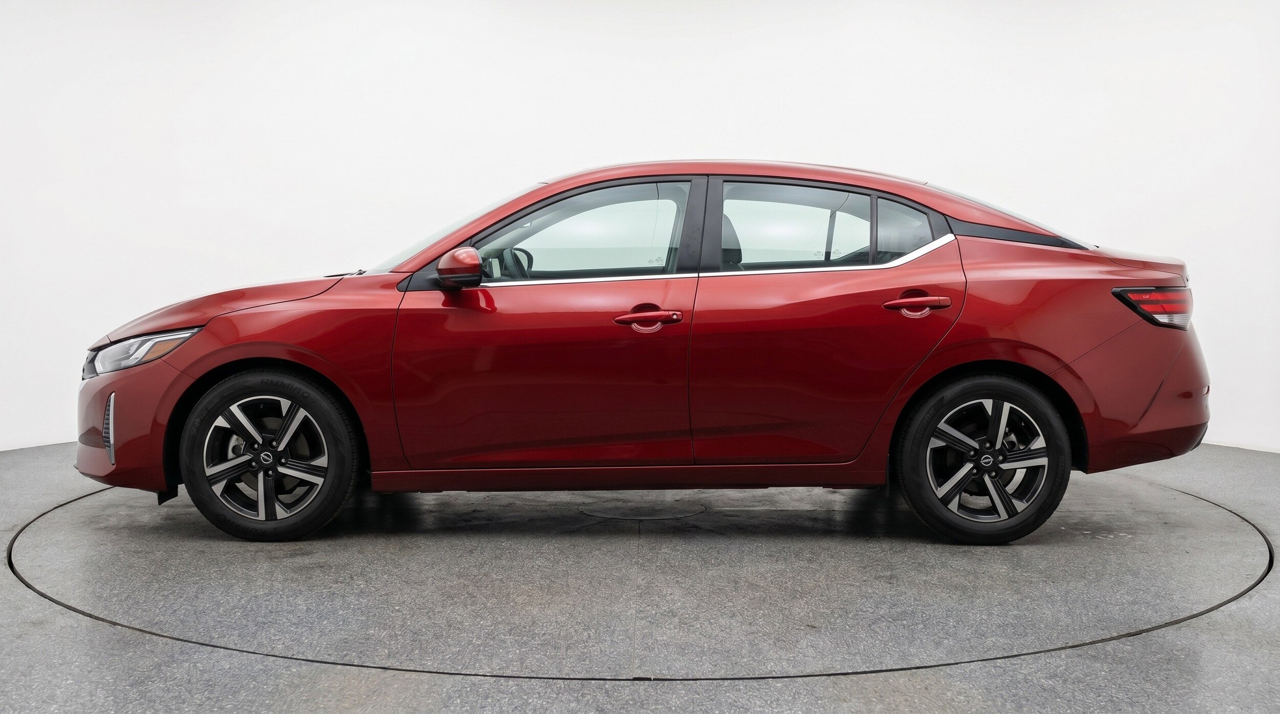 Thumbnail: 2025 Nissan Sentra - 5