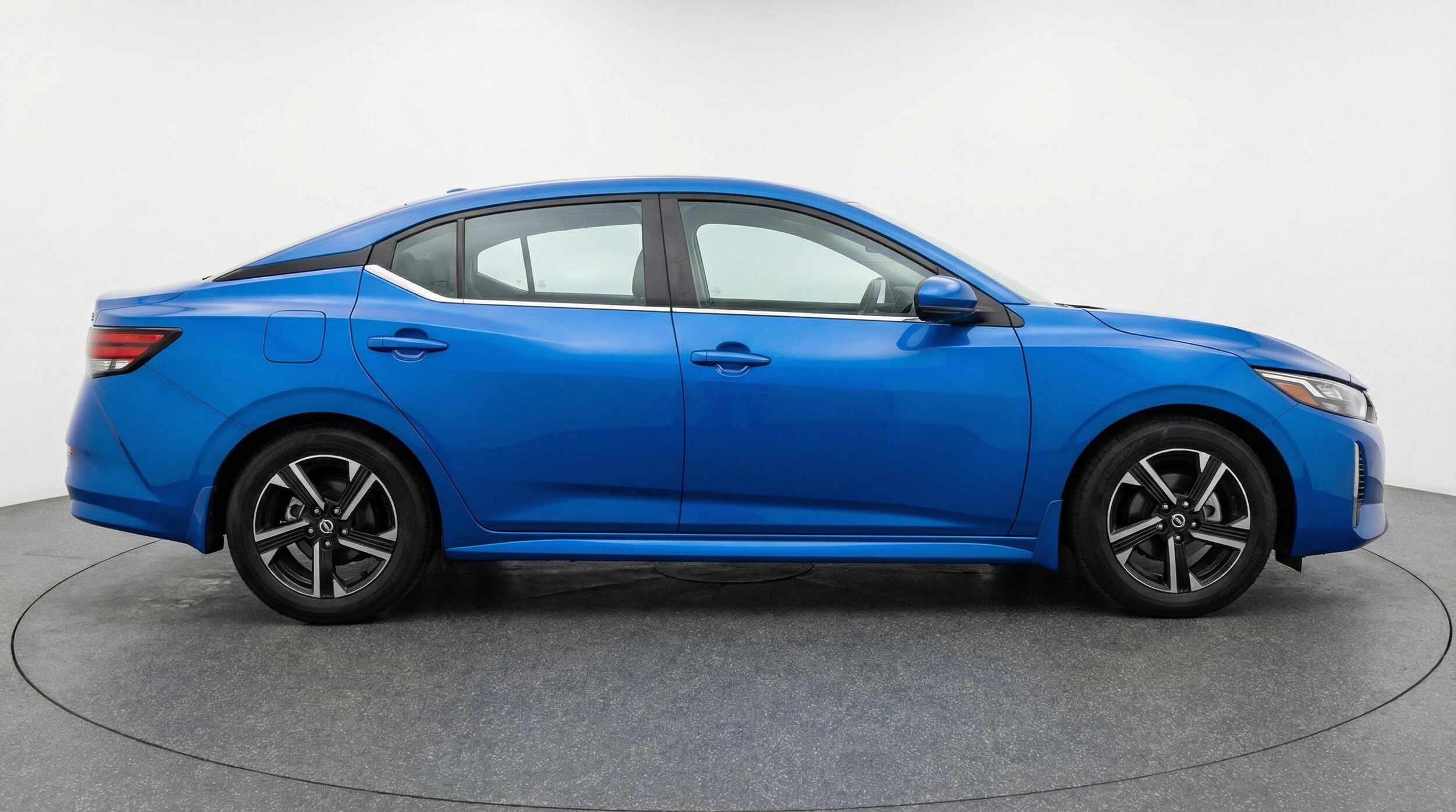 Thumbnail: 2025 Nissan Sentra - 11