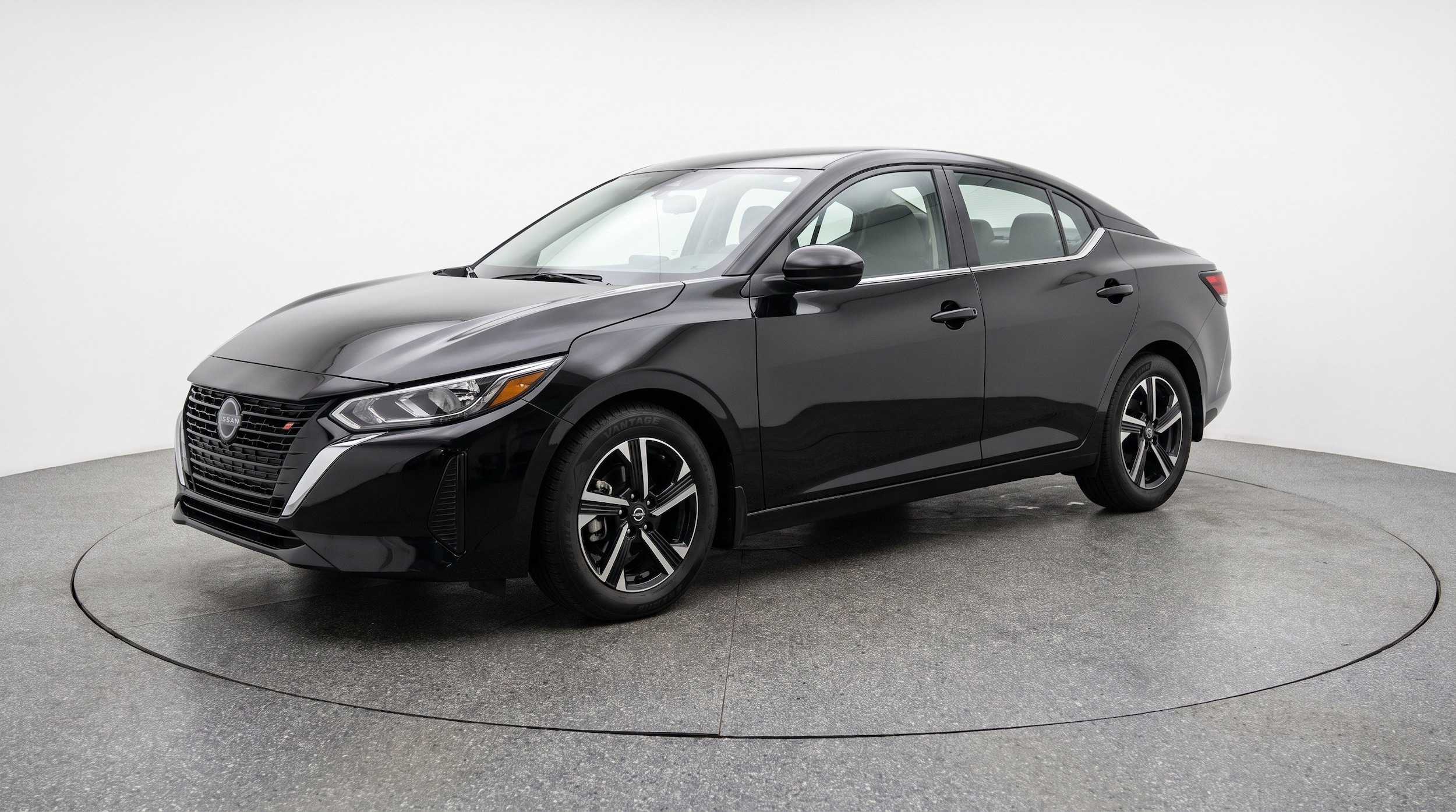 Thumbnail: 2025 Nissan Sentra - 3