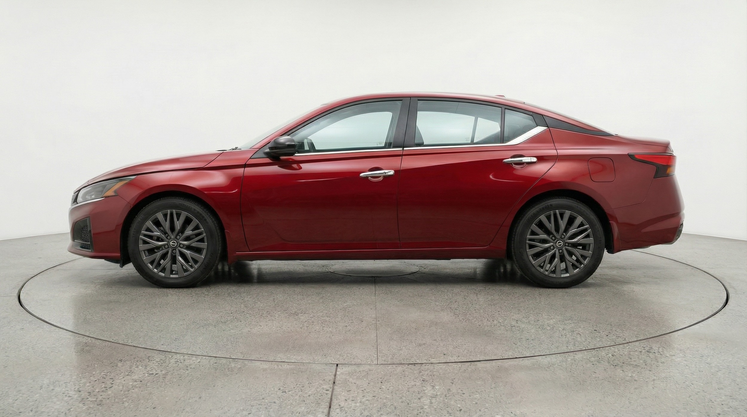 Thumbnail: 2025 Nissan Altima - 4