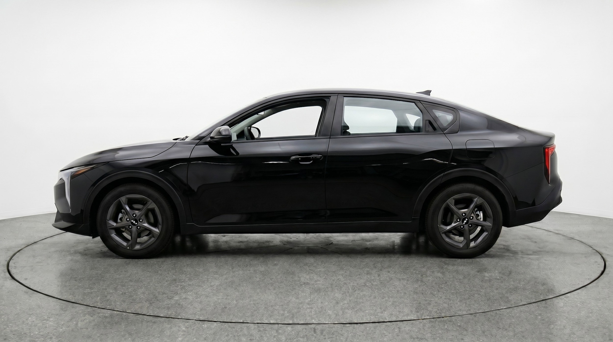 Thumbnail: 2025 Kia K4 - 5