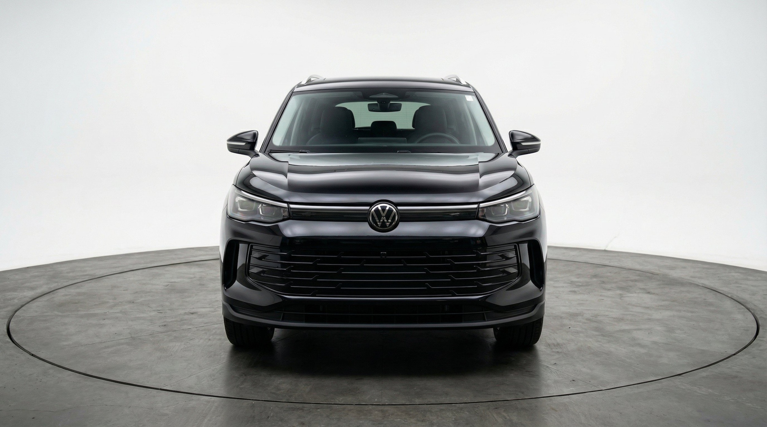Thumbnail: 2026 Volkswagen Tiguan - 2