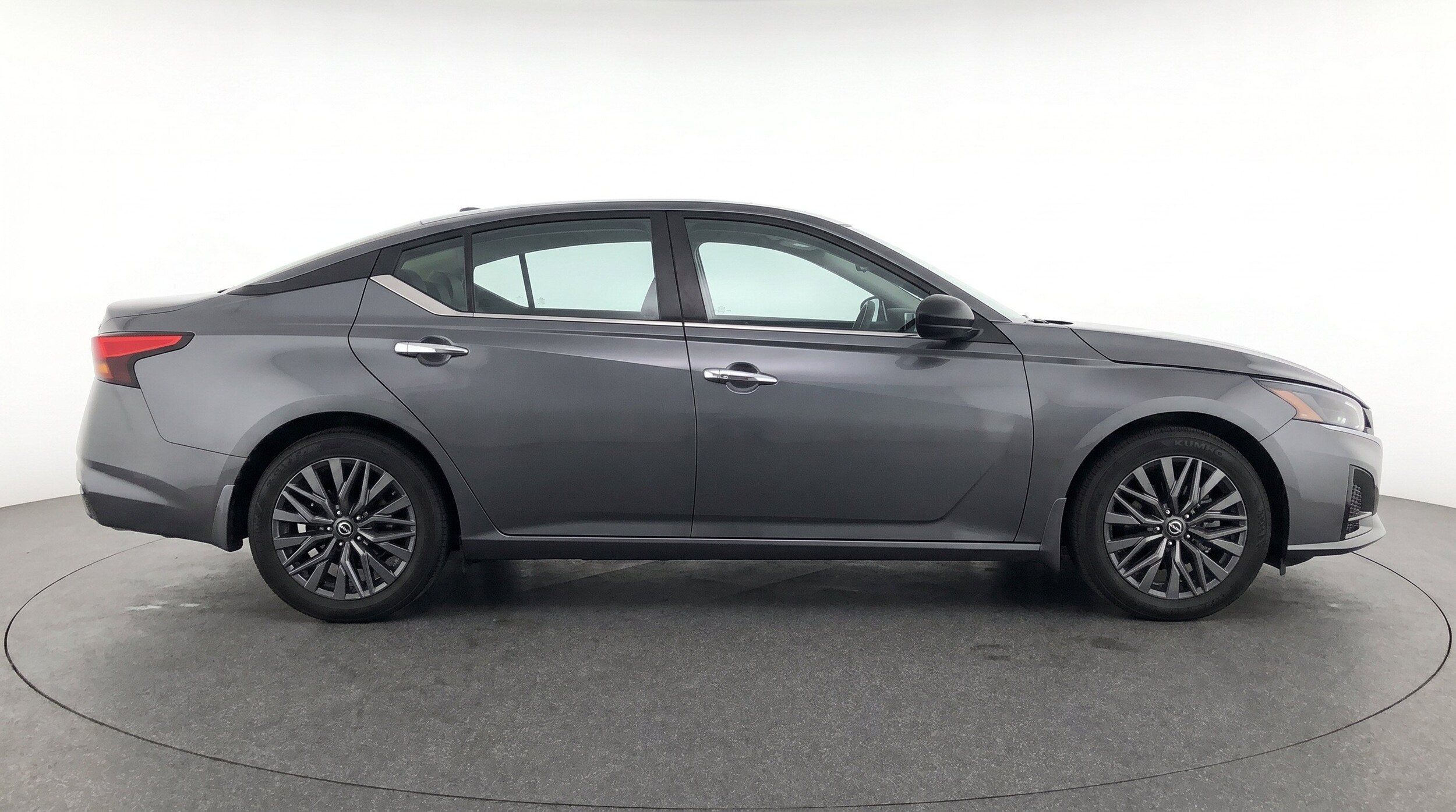 Thumbnail: 2025 Nissan Altima - 11