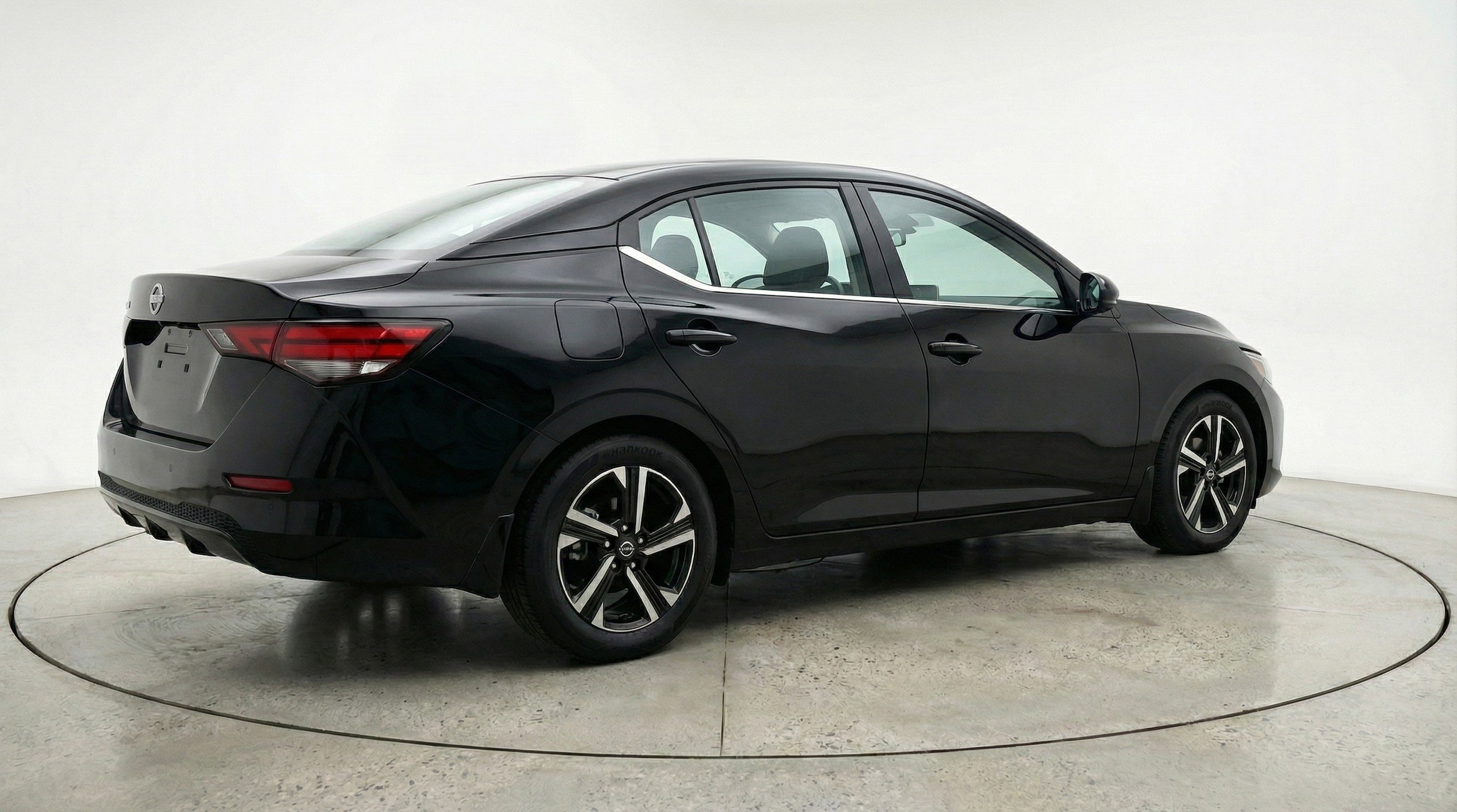 Thumbnail: 2025 Nissan Sentra - 9