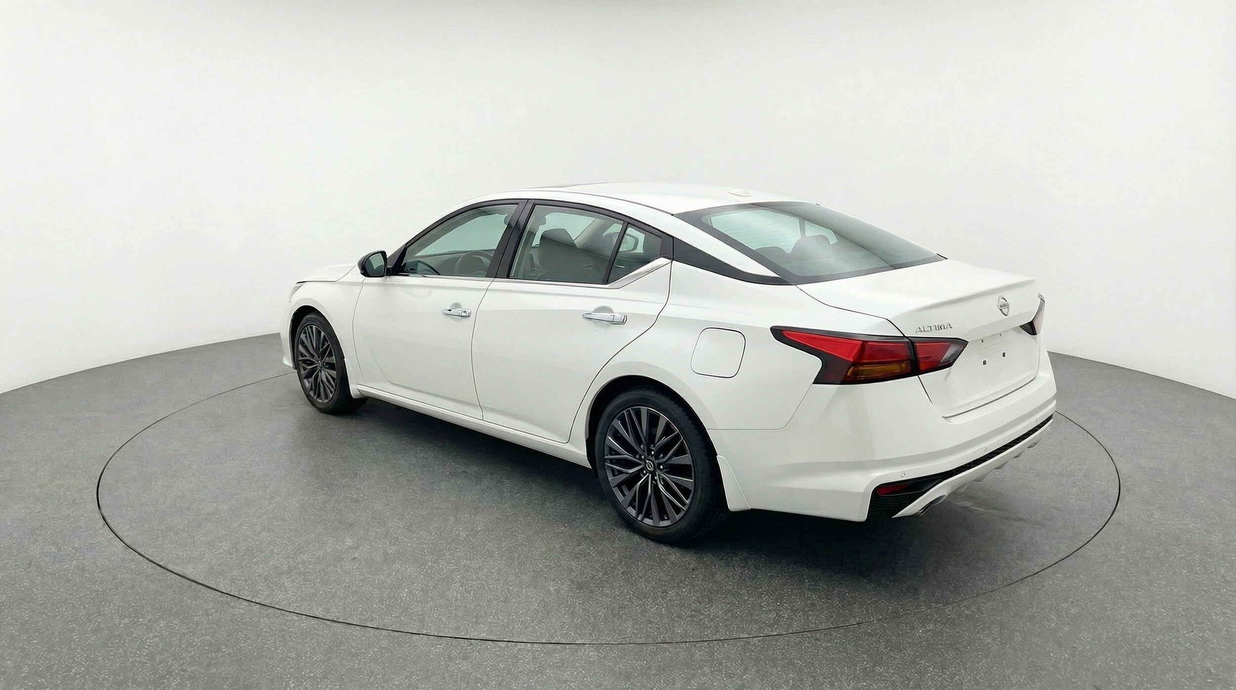 Thumbnail: 2025 Nissan Altima - 6