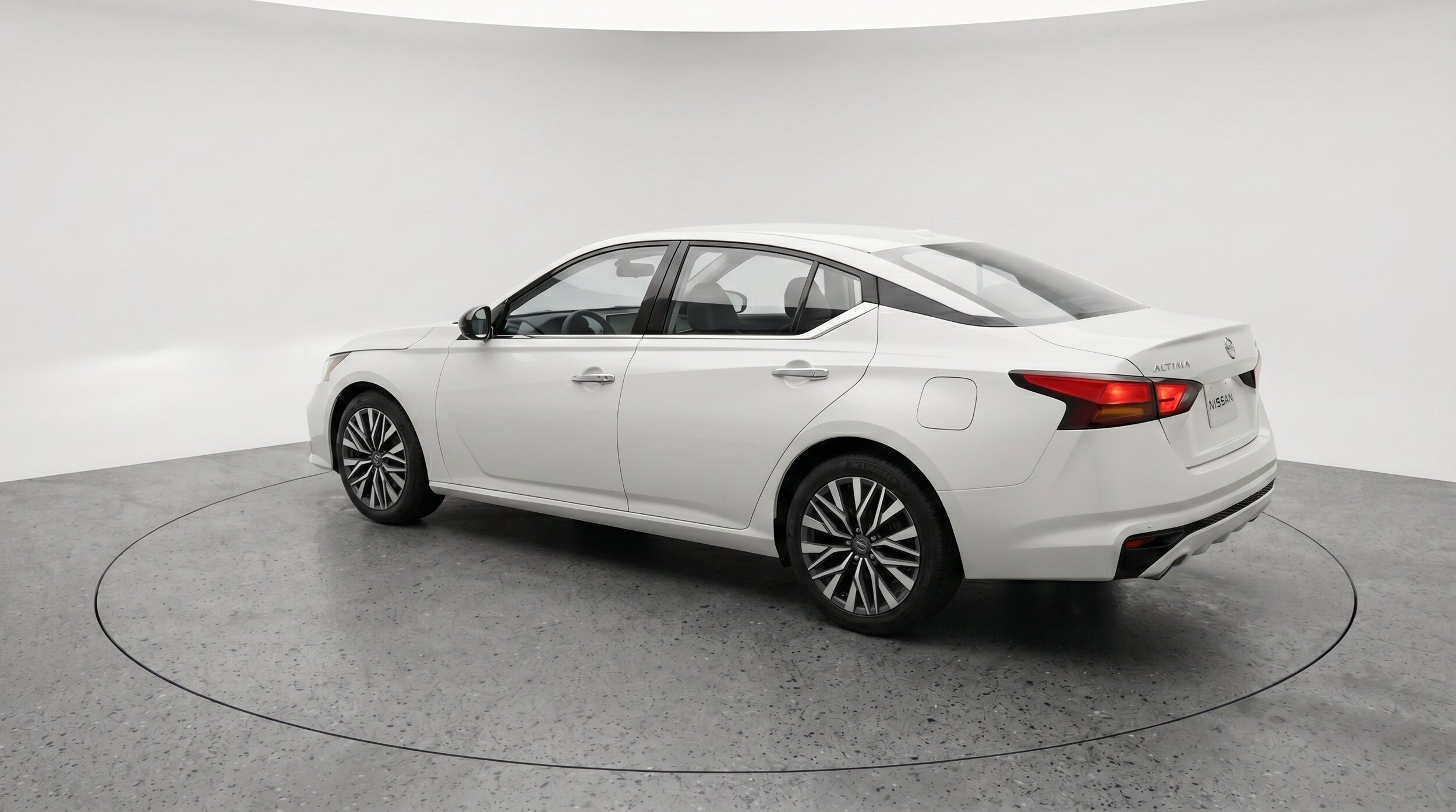 Thumbnail: 2025 Nissan Altima - 6