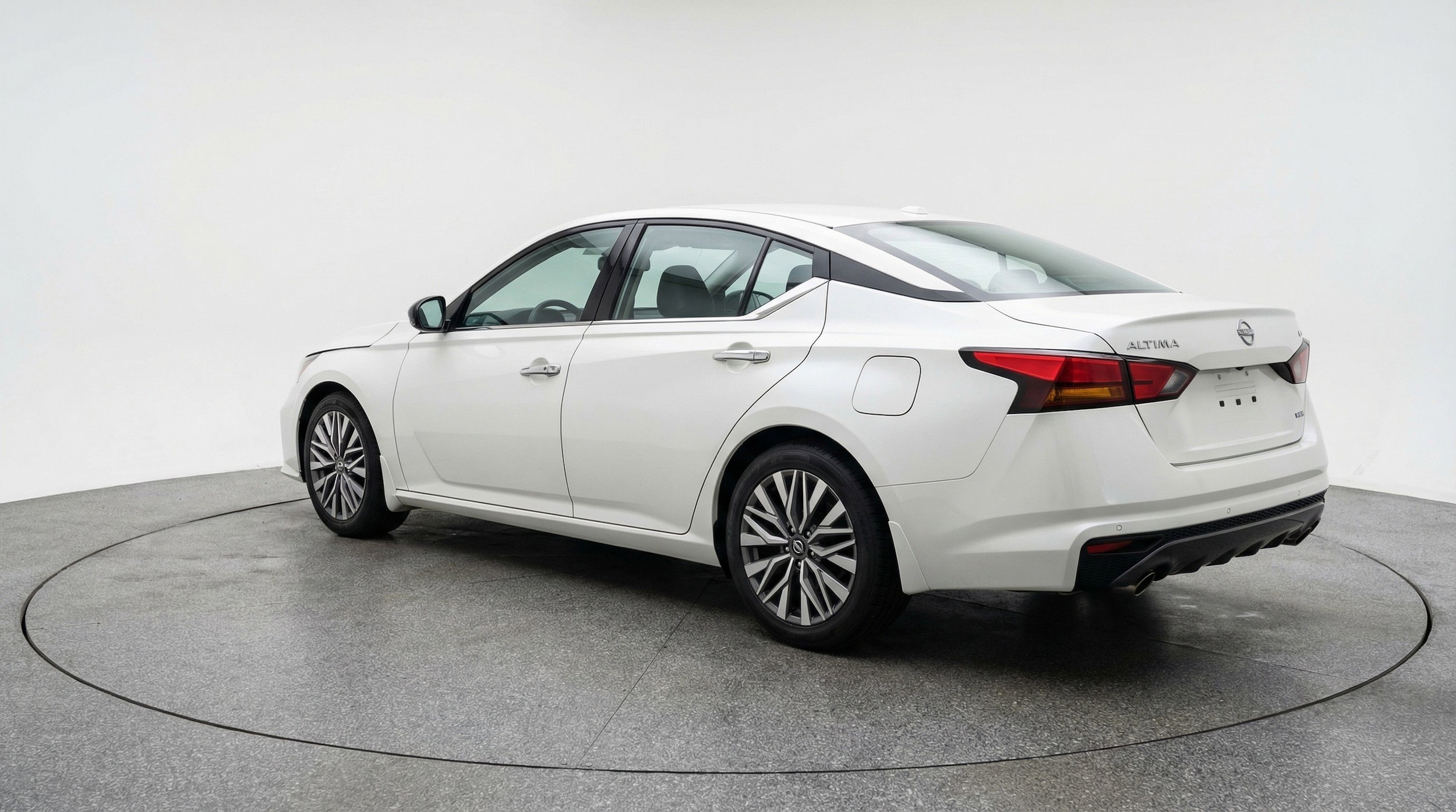 Thumbnail: 2025 Nissan Altima - 6