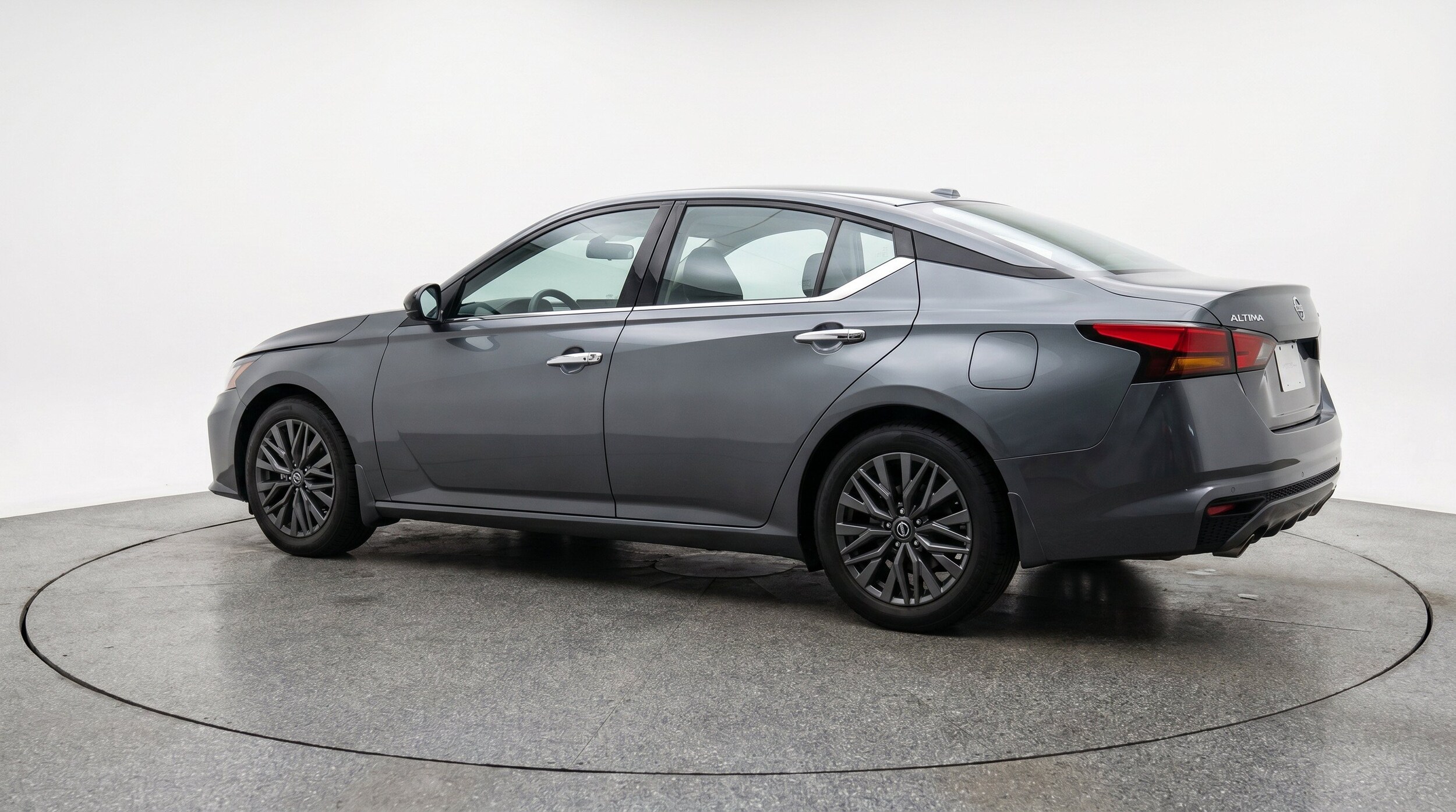 Thumbnail: 2025 Nissan Altima - 6