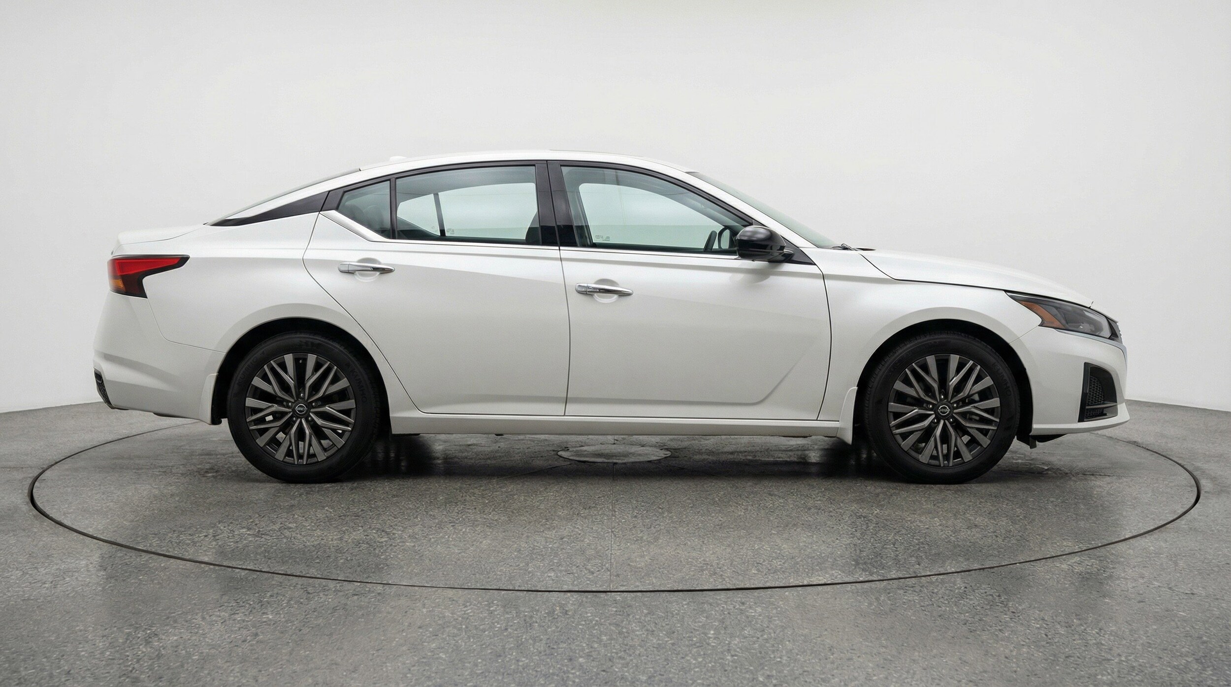 Thumbnail: 2025 Nissan Altima - 11