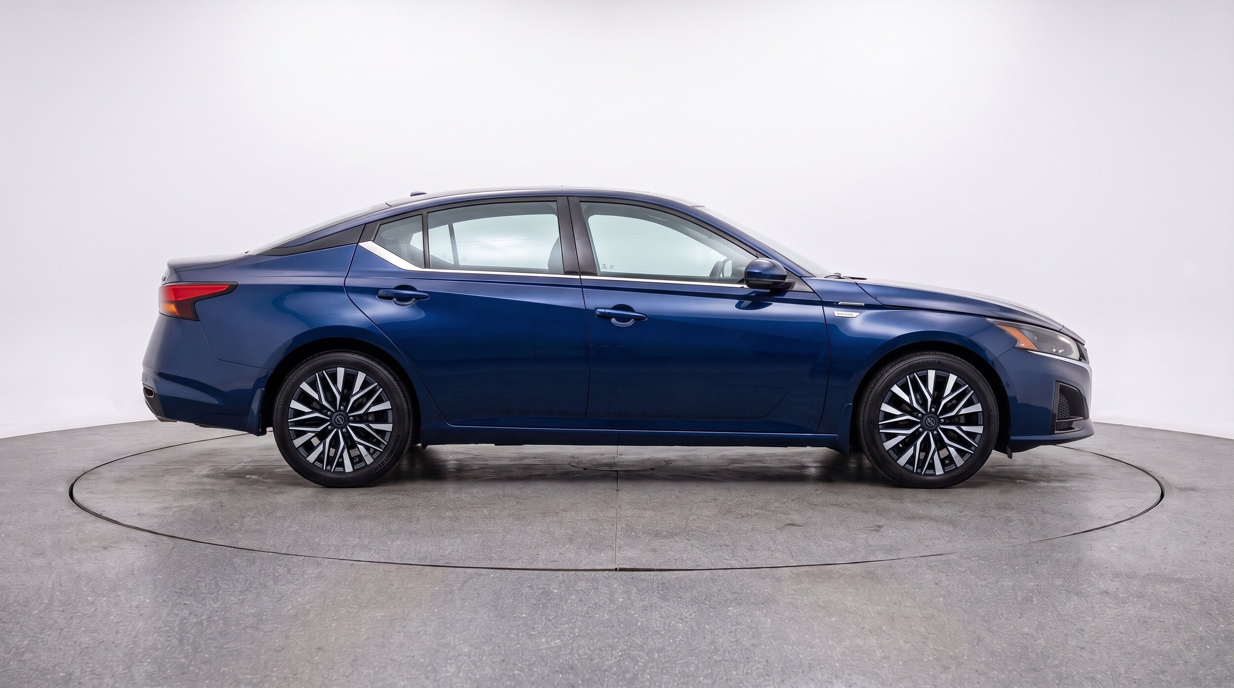 Thumbnail: 2025 Nissan Altima - 11