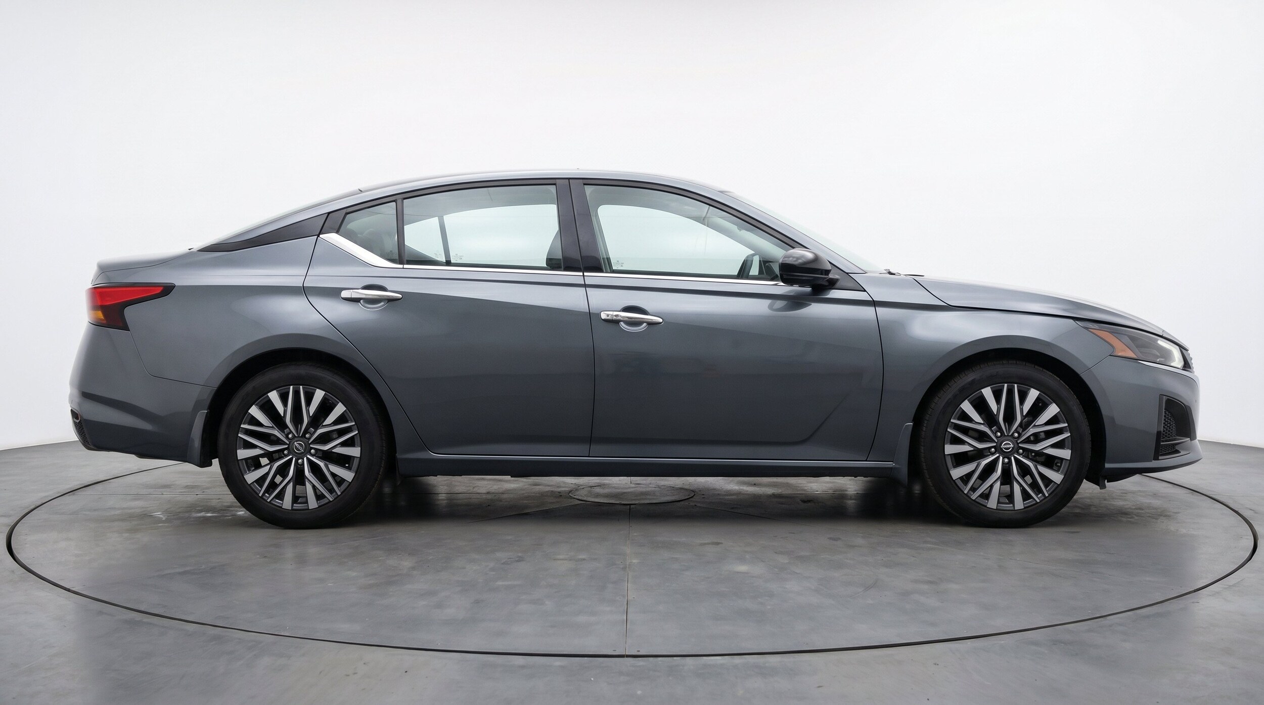 Thumbnail: 2025 Nissan Altima - 11