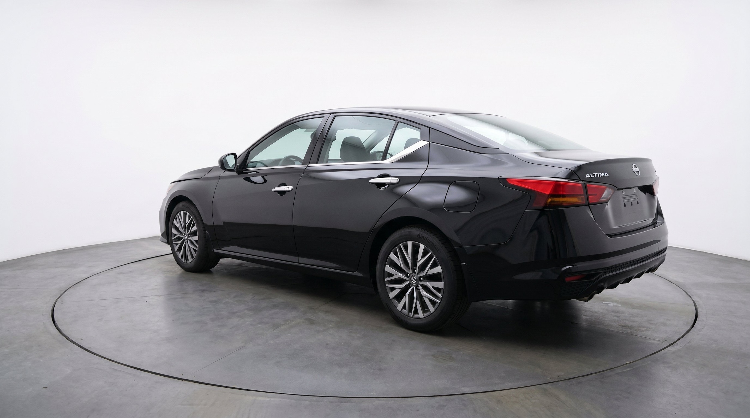 Thumbnail: 2025 Nissan Altima - 6