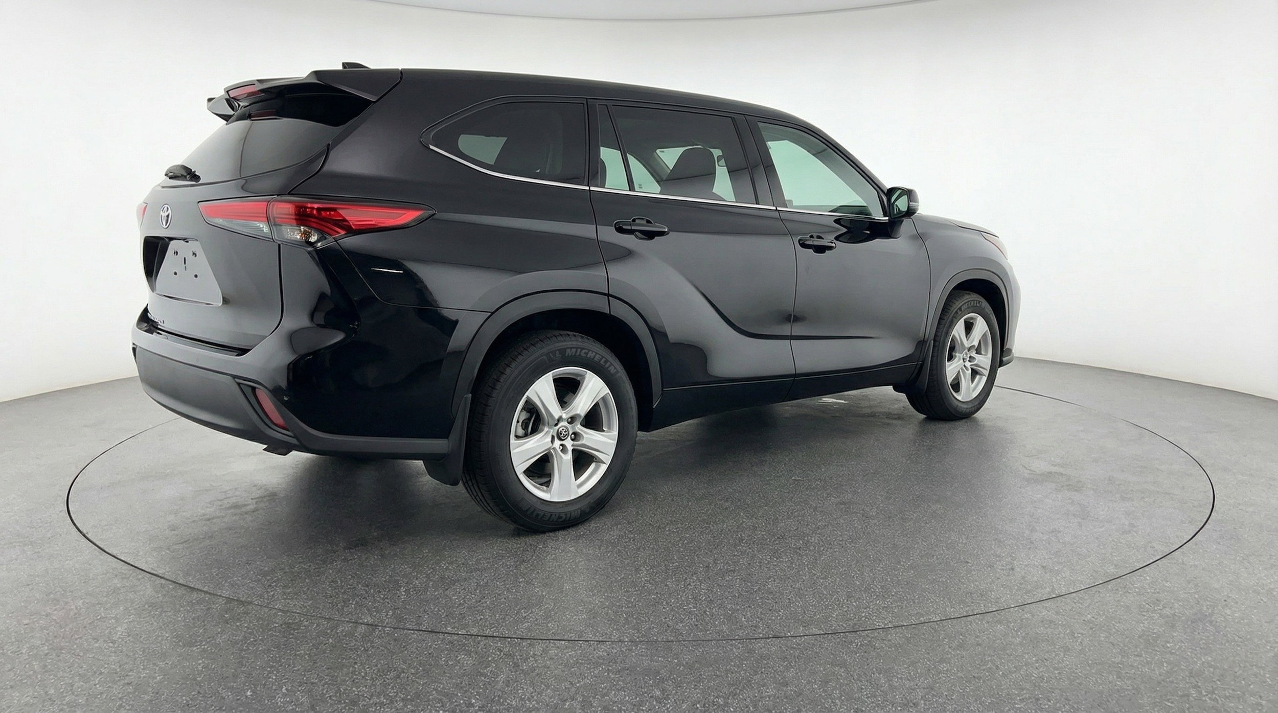 Thumbnail: 2025 Toyota Highlander - 9