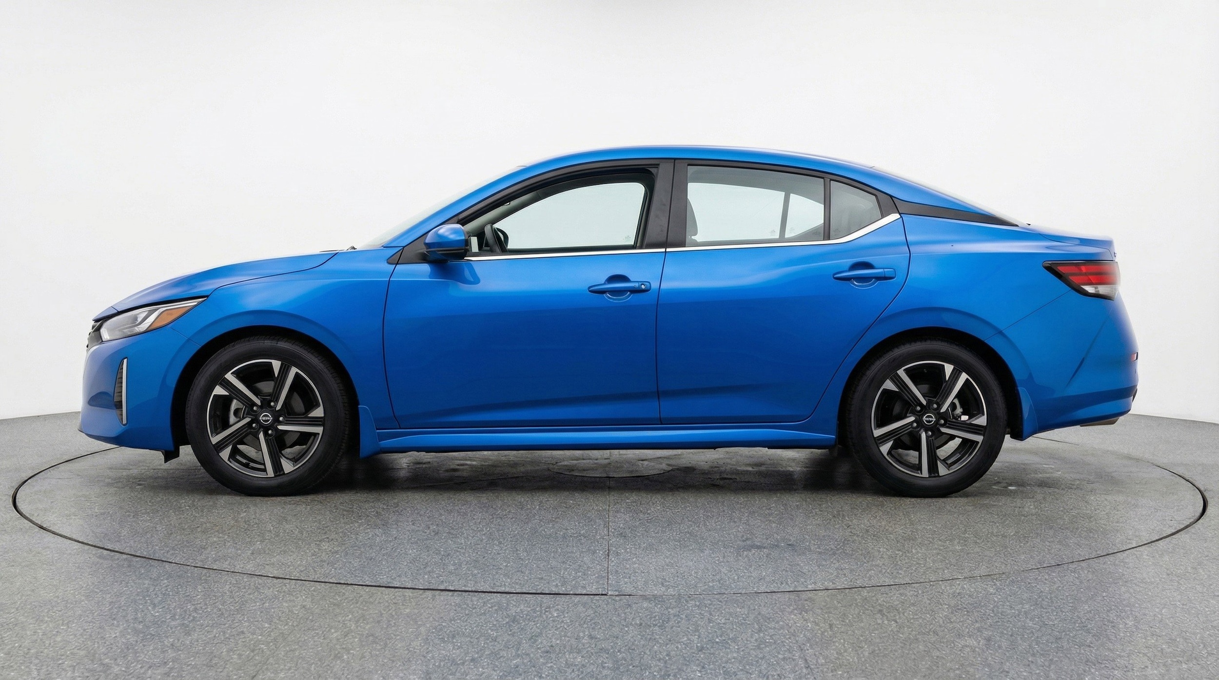 Thumbnail: 2025 Nissan Sentra - 5