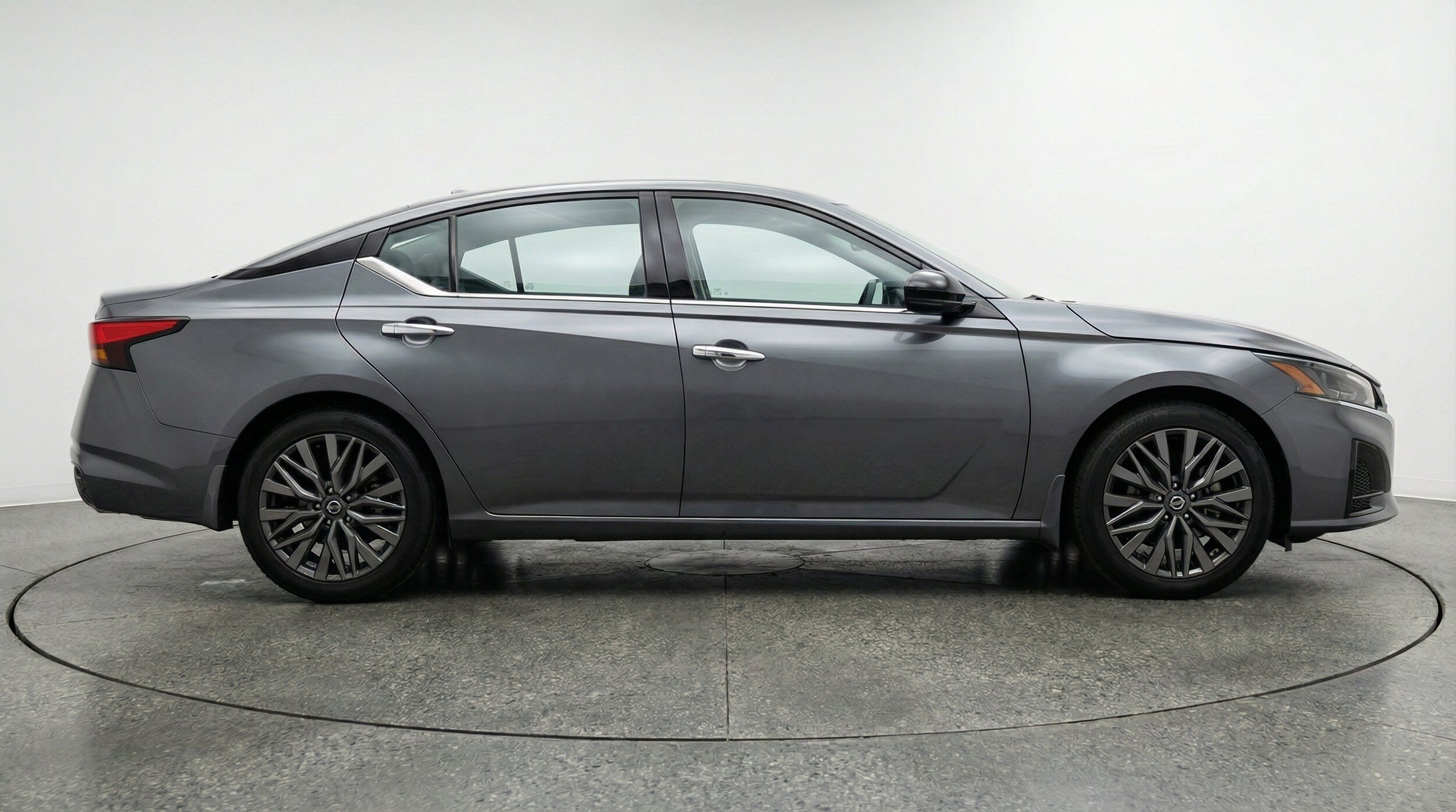 Thumbnail: 2025 Nissan Altima - 11