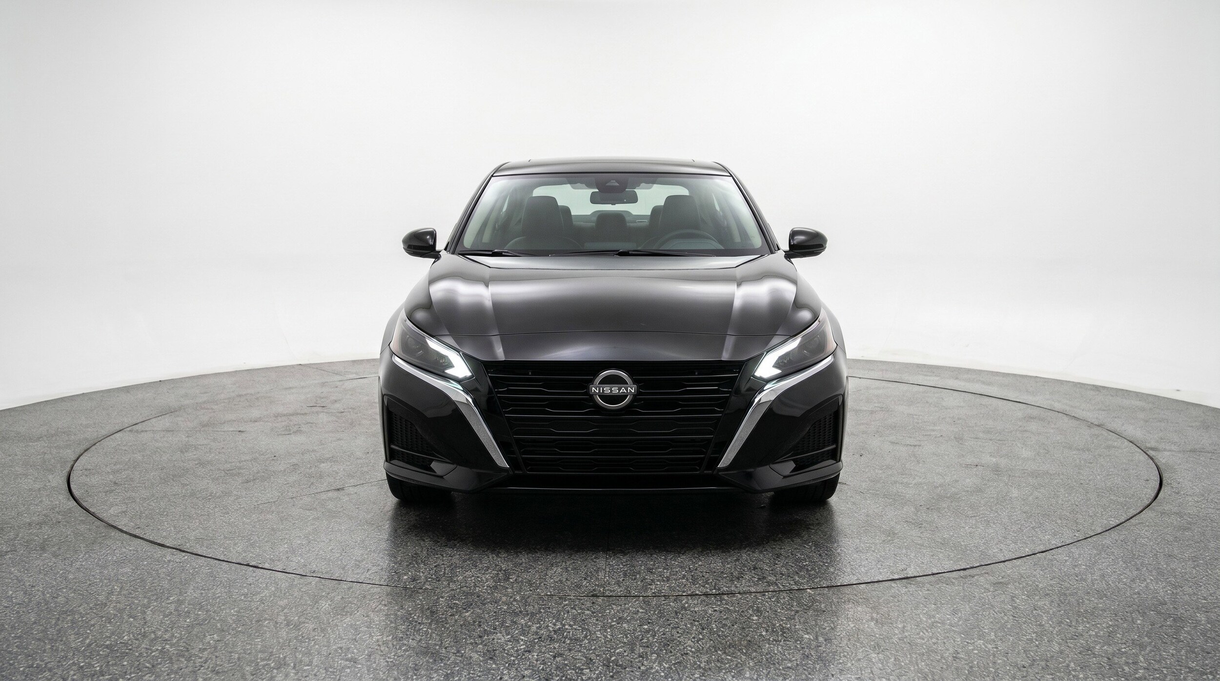 Thumbnail: 2025 Nissan Altima - 2