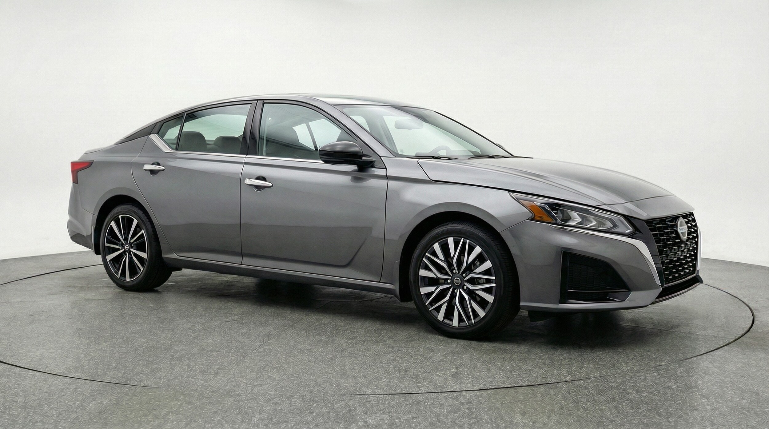 Thumbnail: 2025 Nissan Altima - 1