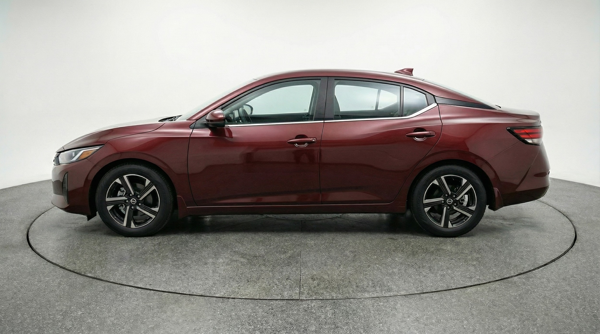 Thumbnail: 2025 Nissan Sentra - 4