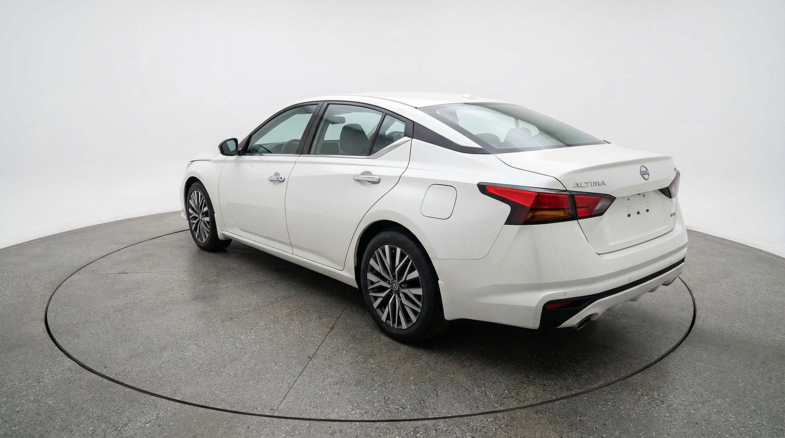 Thumbnail: 2025 Nissan Altima - 6